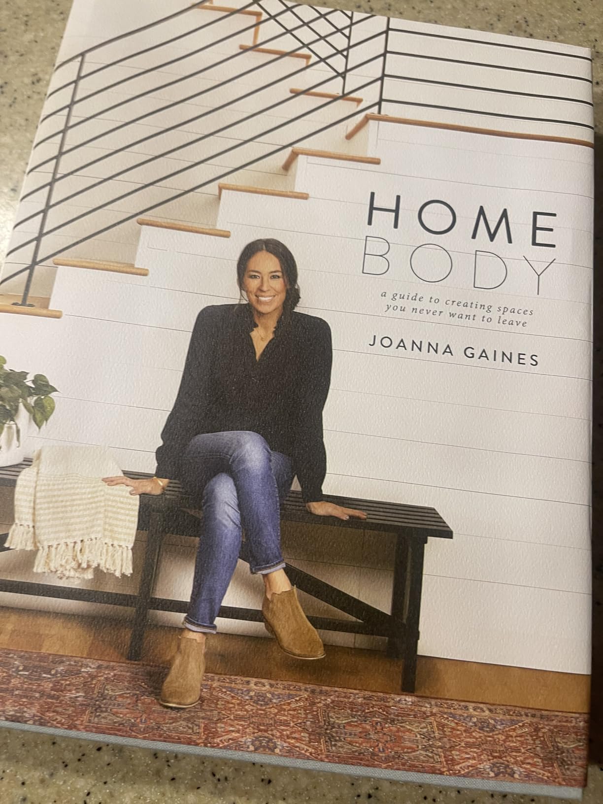 Homebody: A Guide to Creating Spaces You Never Want to Leave customer photo 2