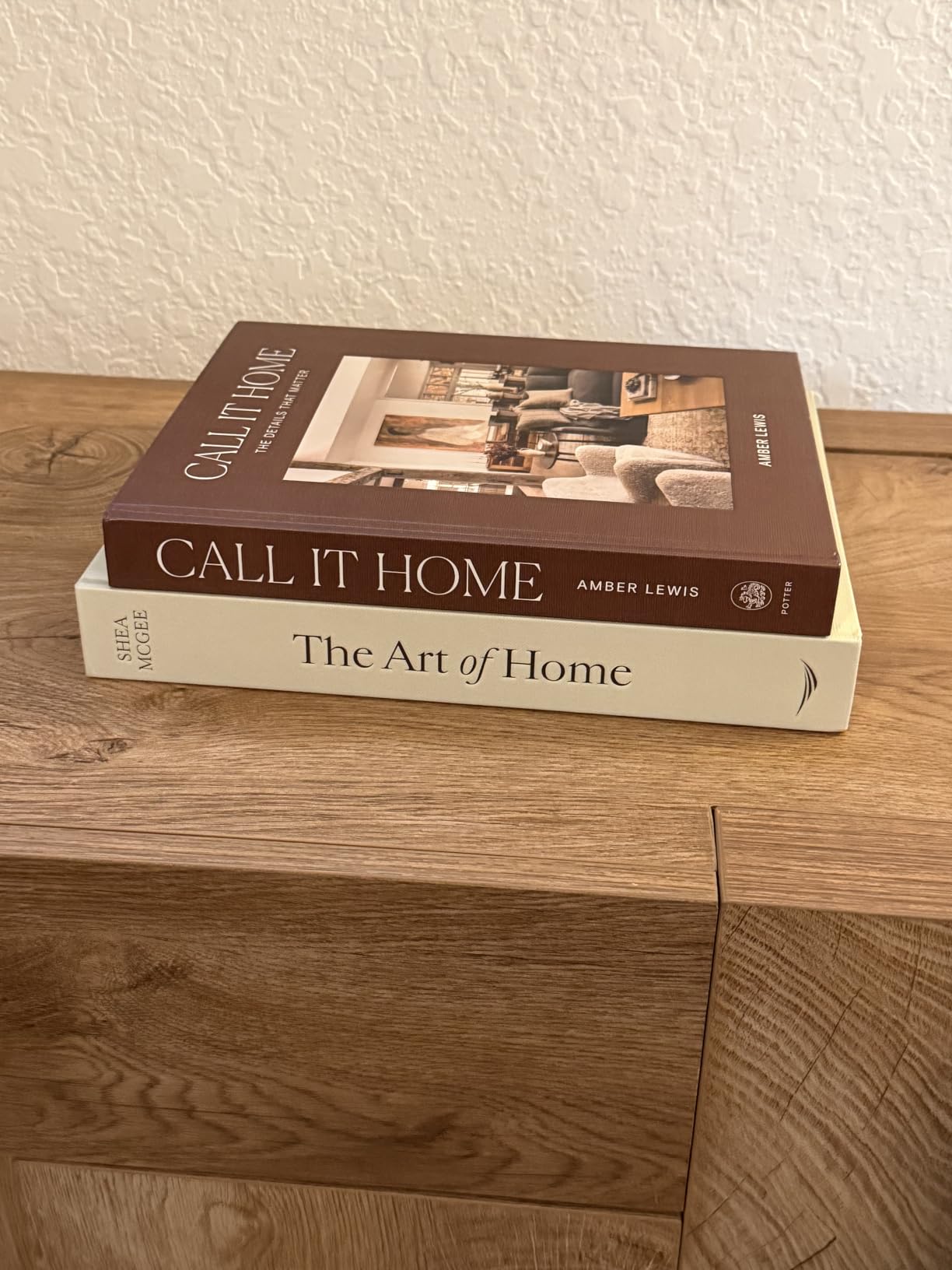 The Art of Home: A Designer Guide to Creating an Elevated Yet Approachable Home customer photo 2