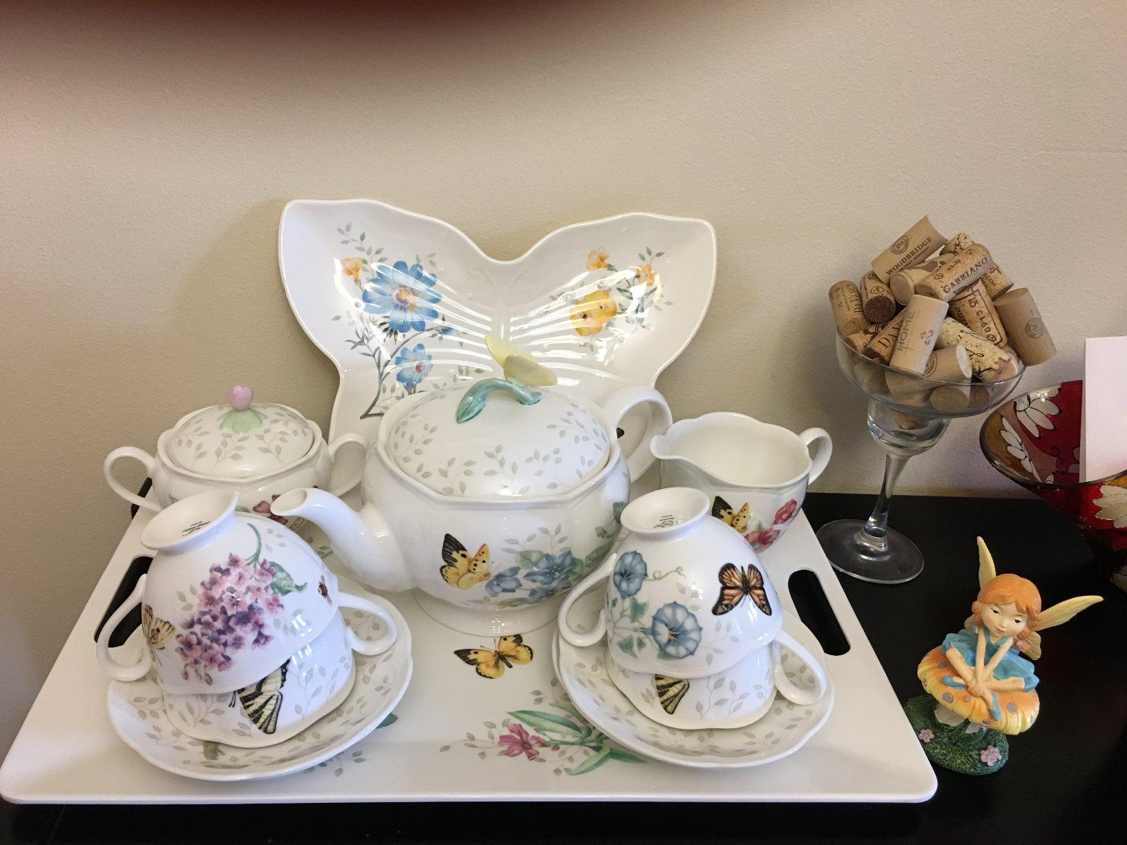 Lenox Butterfly Meadow Porcelain Teapot and Tea Cup Set, 9-Piece, 48oz | dishwasher safe | includes creamer, sugar bowl, 2 teacups, 2 saucers | floral tea party gift | gift for women customer photo 1