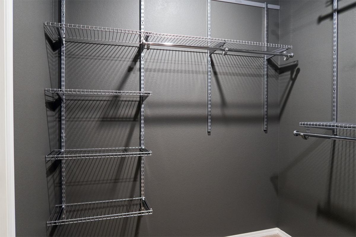 Rubbermaid Configurations Deluxe Custom Closet Kit 4-8 Ft. Adjustable Metal Wire Shelving Titanium Finish Expandable Organization System Hardware Included for Home Closet/Pantry/Laundry/Mudroom customer photo 2