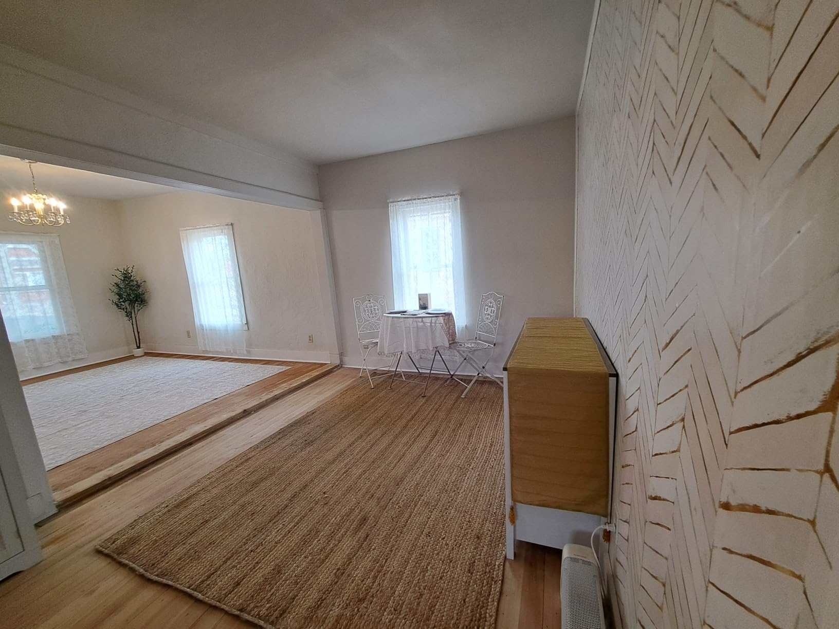 Comfort Zone Electric Baseboard Space Heater with Adjustable Thermostat, 1500W, CZ600 customer photo 1