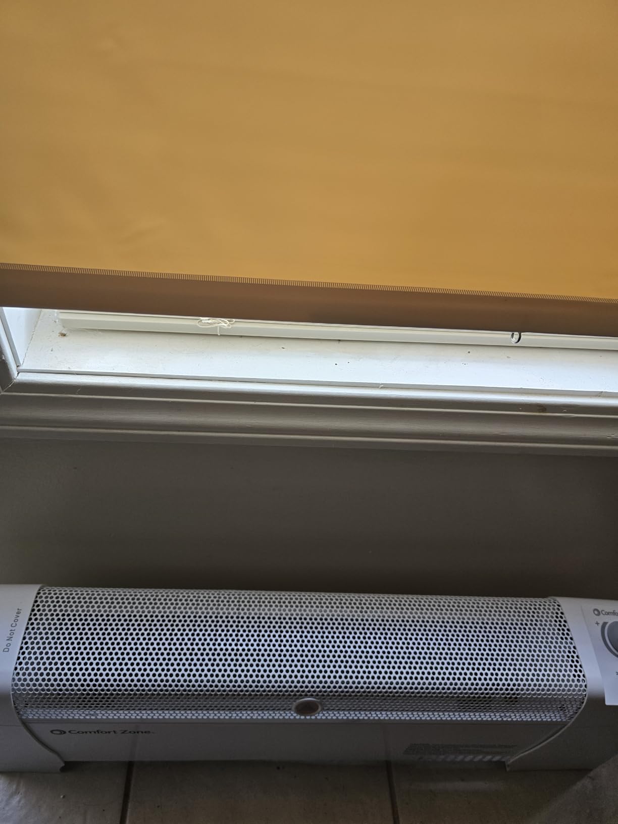 Comfort Zone Electric Baseboard Space Heater with Adjustable Thermostat, 1500W, CZ600 customer photo 2