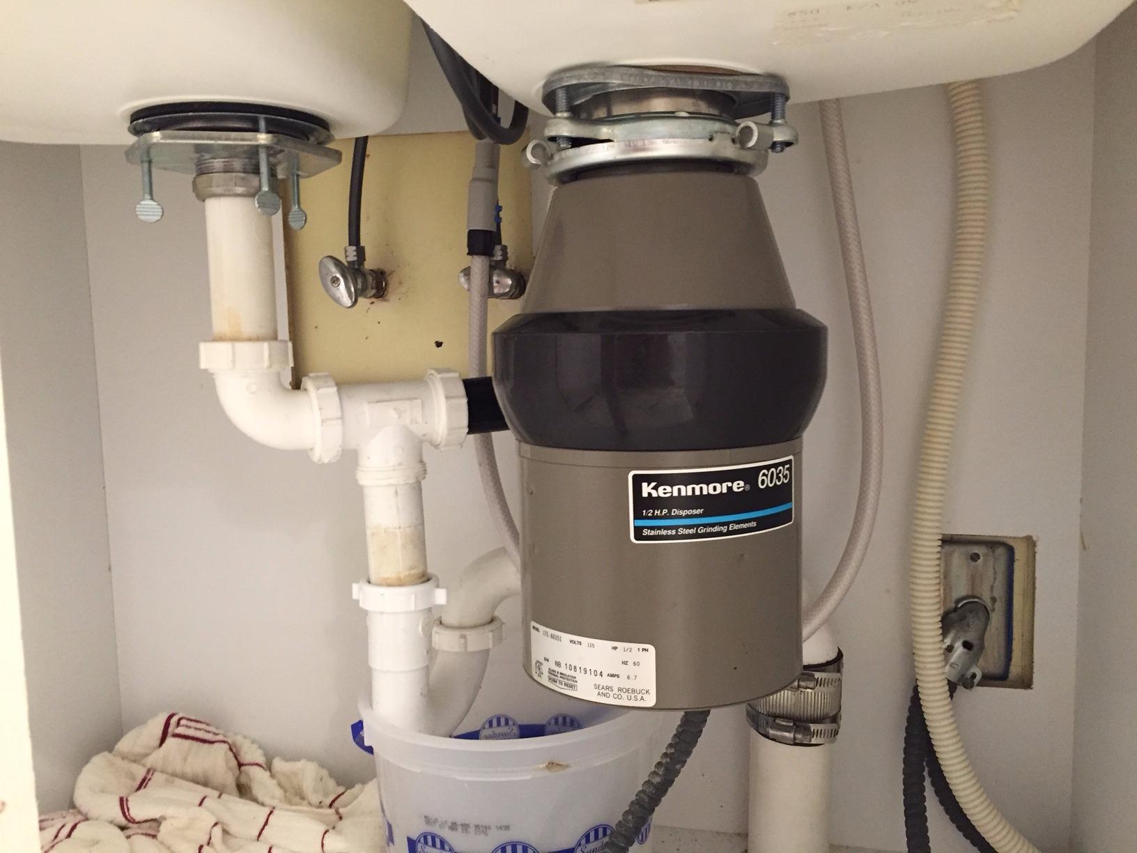 Waste King Legend Series Continuous Feed Garbage Disposal for Kitchen Sink with Power Cord, L-2600 customer photo 1