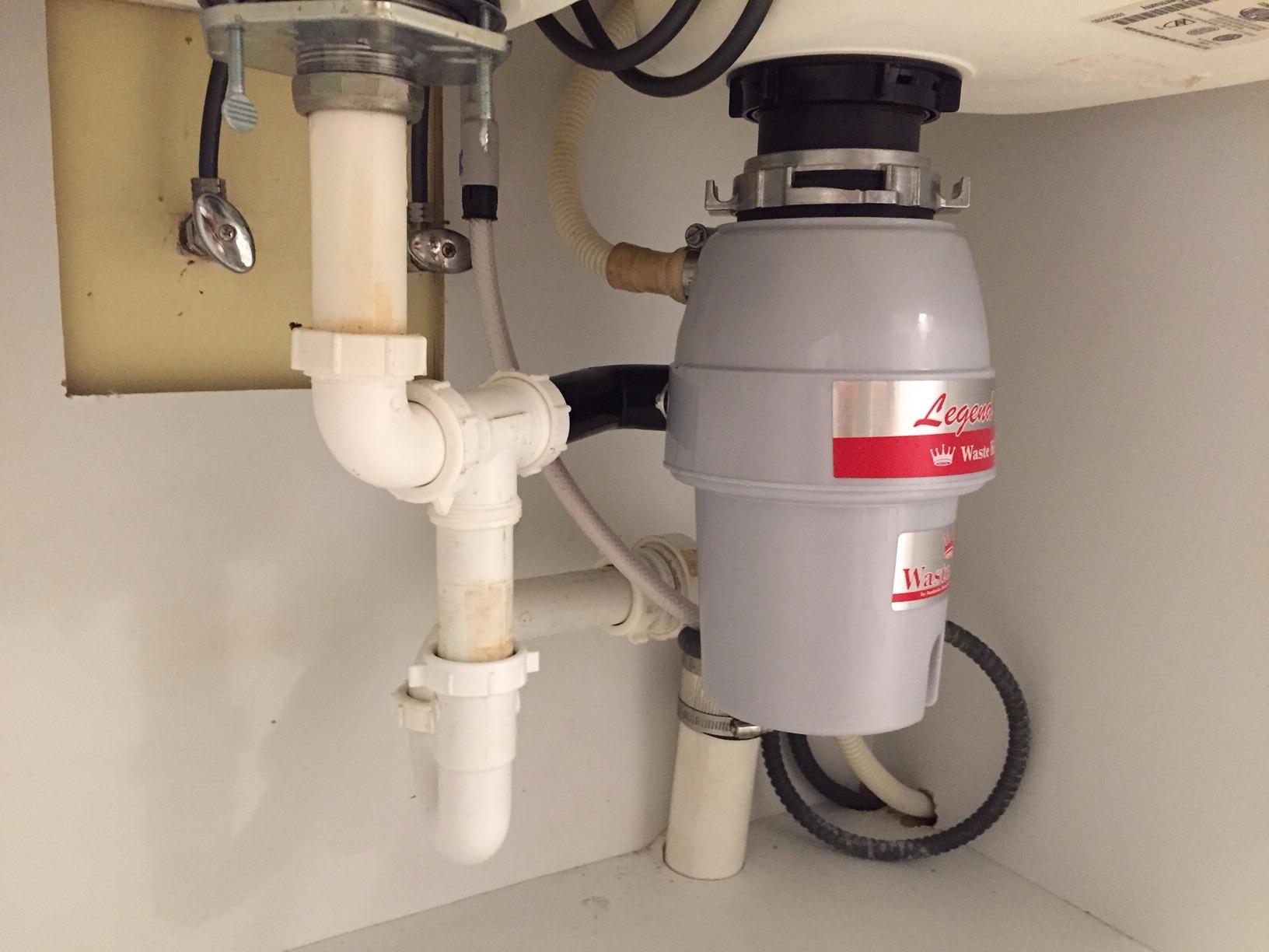 Waste King Legend Series Continuous Feed Garbage Disposal for Kitchen Sink with Power Cord, L-2600 customer photo 2