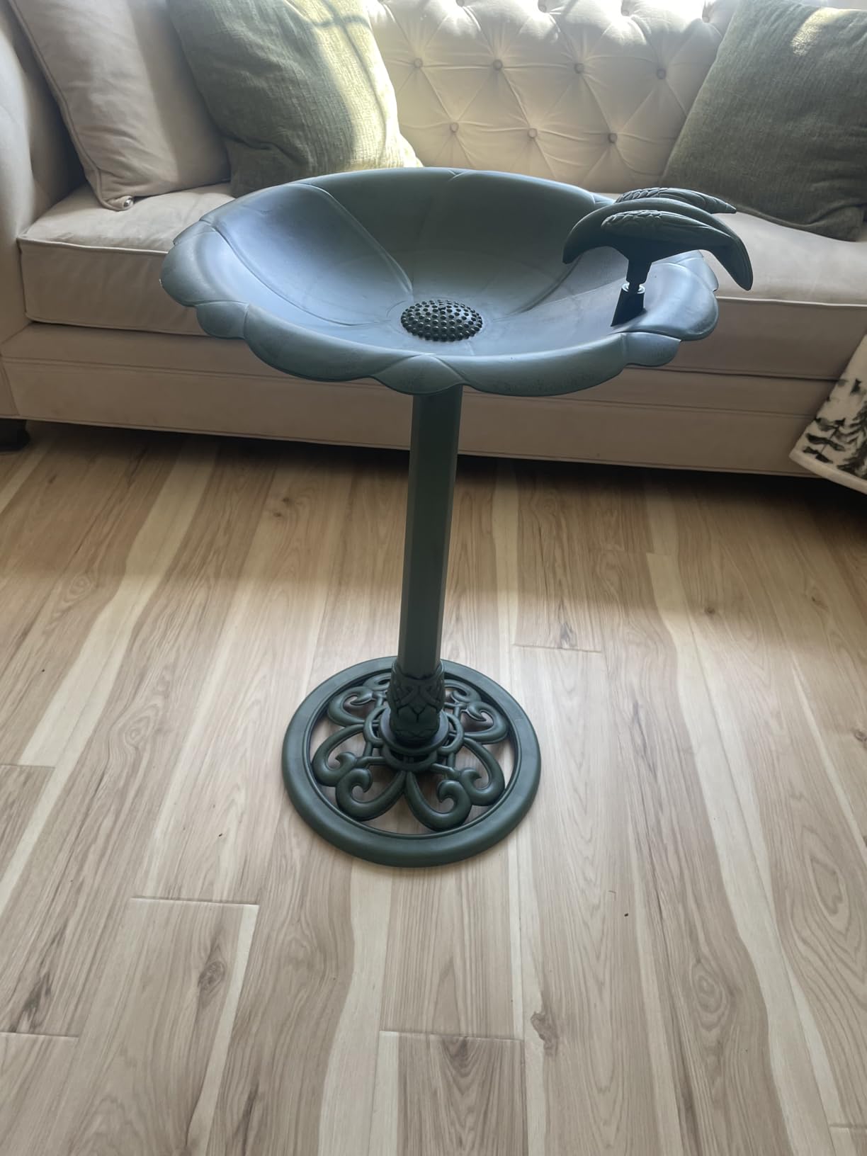 Alpine Corporation TEC116 Outdoor Aged Green Pedestal Birdbath with Scrollwork, 28