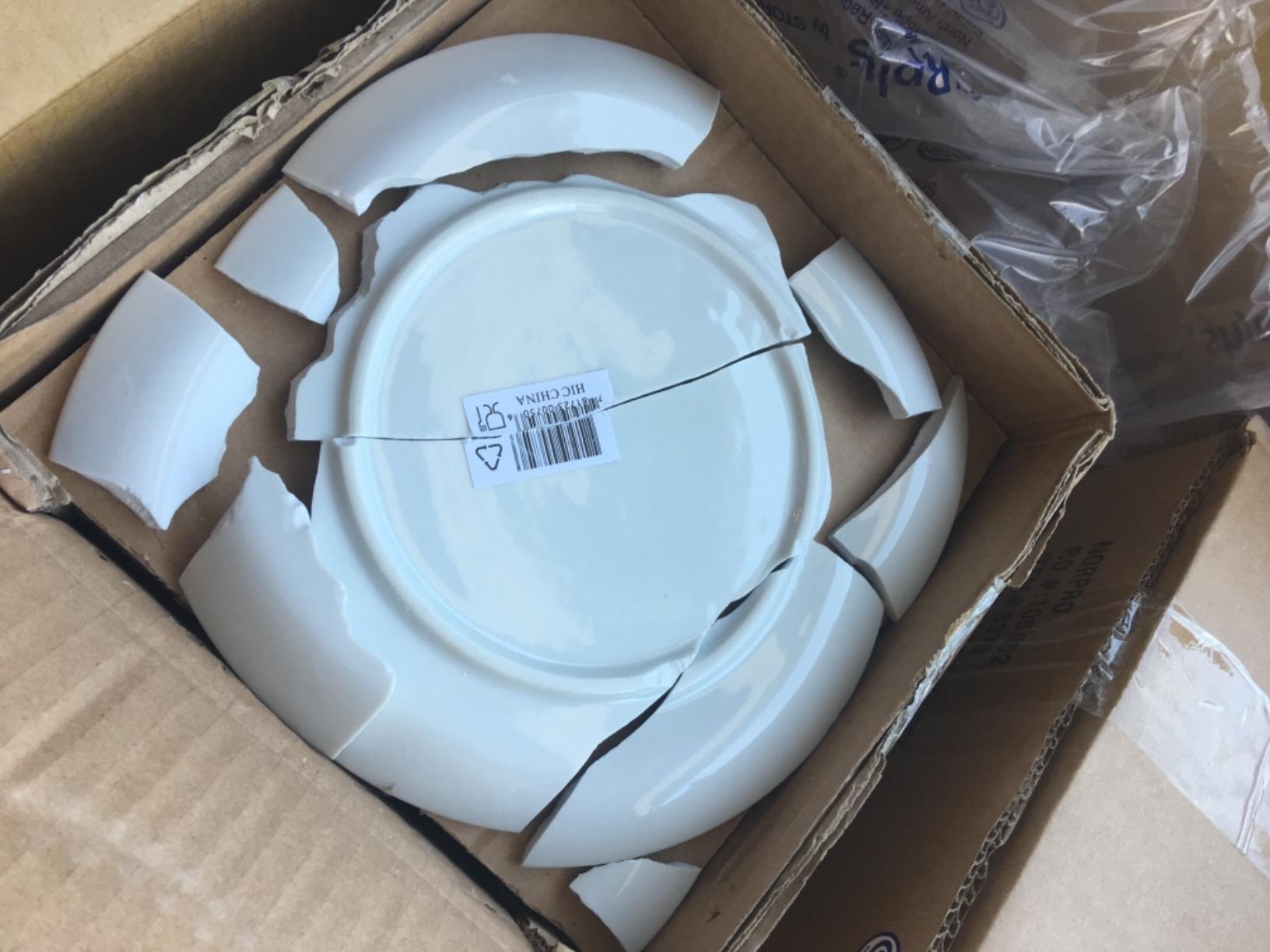 HIC Kitchen Hotel Gravy Boat With Saucer, Fine Porcelain, 24-Ounce Capacity For Gravy, Sauce, Au Jus, Dressing, Holiday Meals, And Entertaining customer photo 2