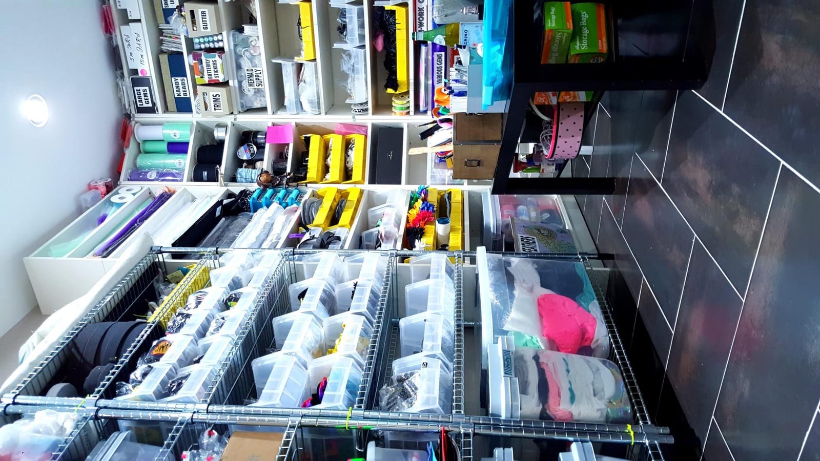 Akro-Mils 30235 AkroBins Plastic Storage Bins, 11