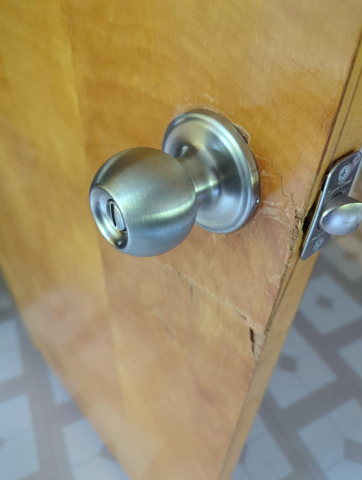 Copper Creek Privacy Interior Door Knob - ANSI Grade-3 Certified, Modern Heavy Duty Handle, Easy Install and Reversible for Bedroom, Bathroom & Closets - Satin Stainless (1 Pack) customer photo 1