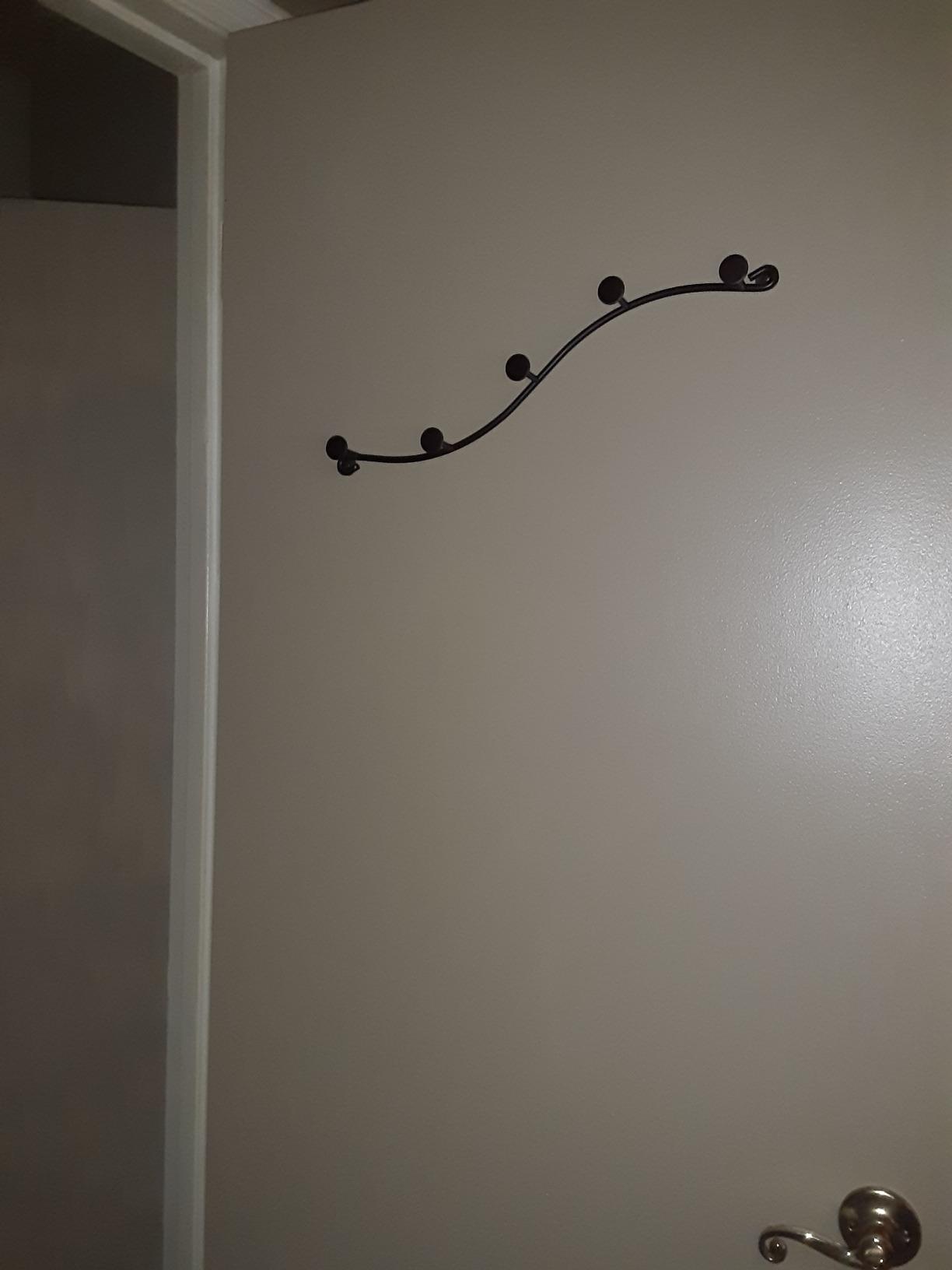Spectrum Sweep Decorative Metal Coat Rack 8 Hook Wall Mounted Hook Rail for Hanging Coats Hats Bags and More, Easy Install Heavy Duty Steel Organizer for Entryway Bathroom Bedroom Decor, Satin Nickel customer photo 2