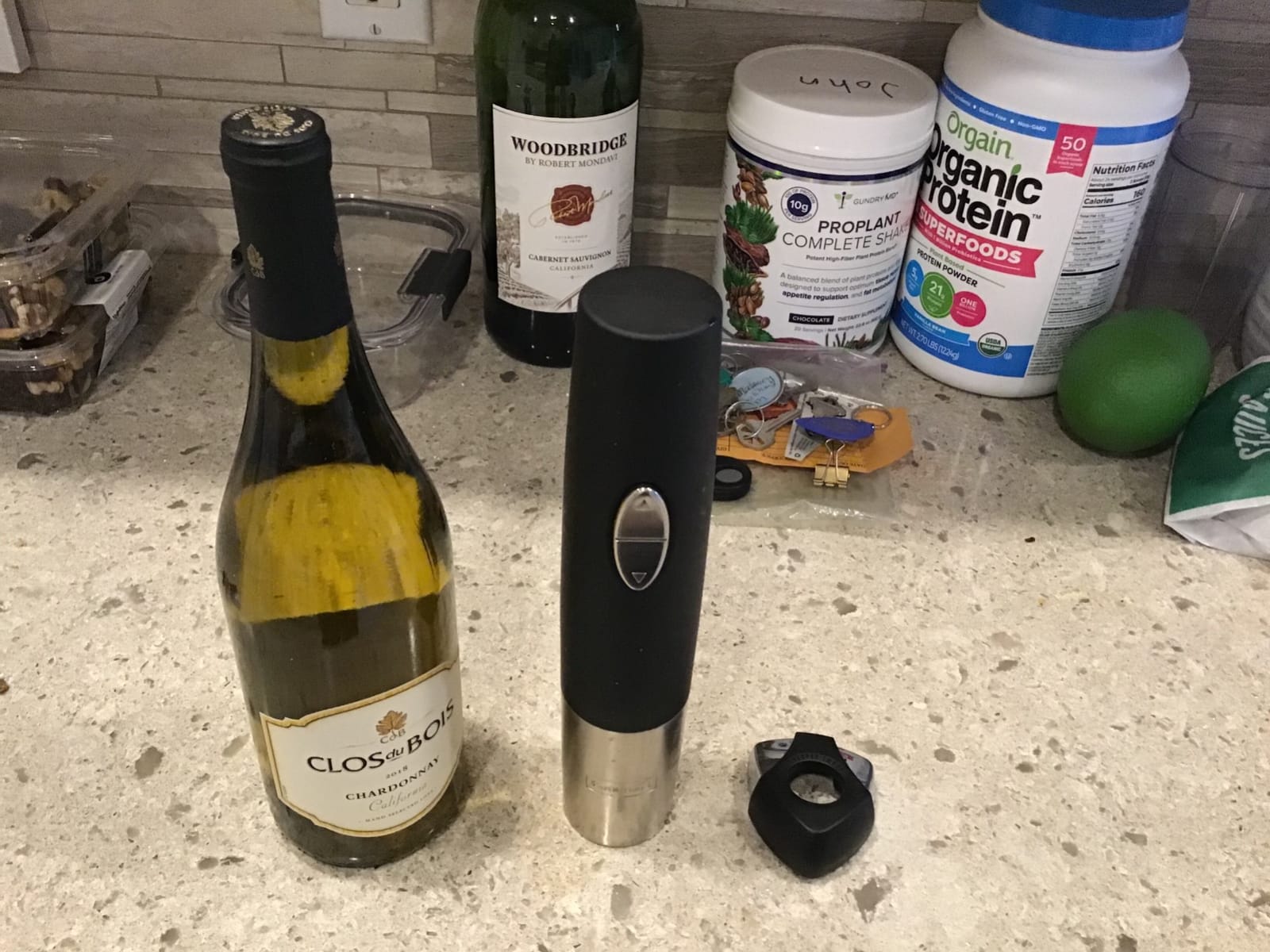 Oster Cordless Electric Wine Bottle Opener with Foil Cutter, Silver customer photo 1
