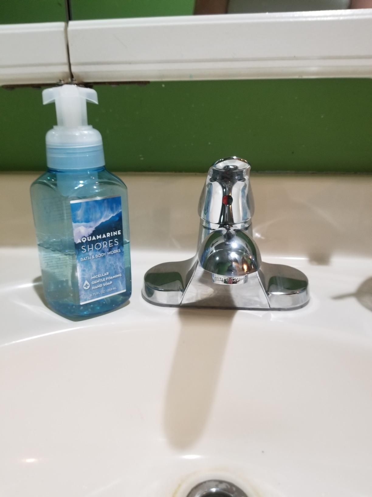 Delta Foundations Centerset Chrome Bathroom Faucet, 4 Inch 3 Hole Bathroom Sink Faucet for Vanity, Metal Push-Pop Drain Assembly, Chrome B501LF customer photo 2