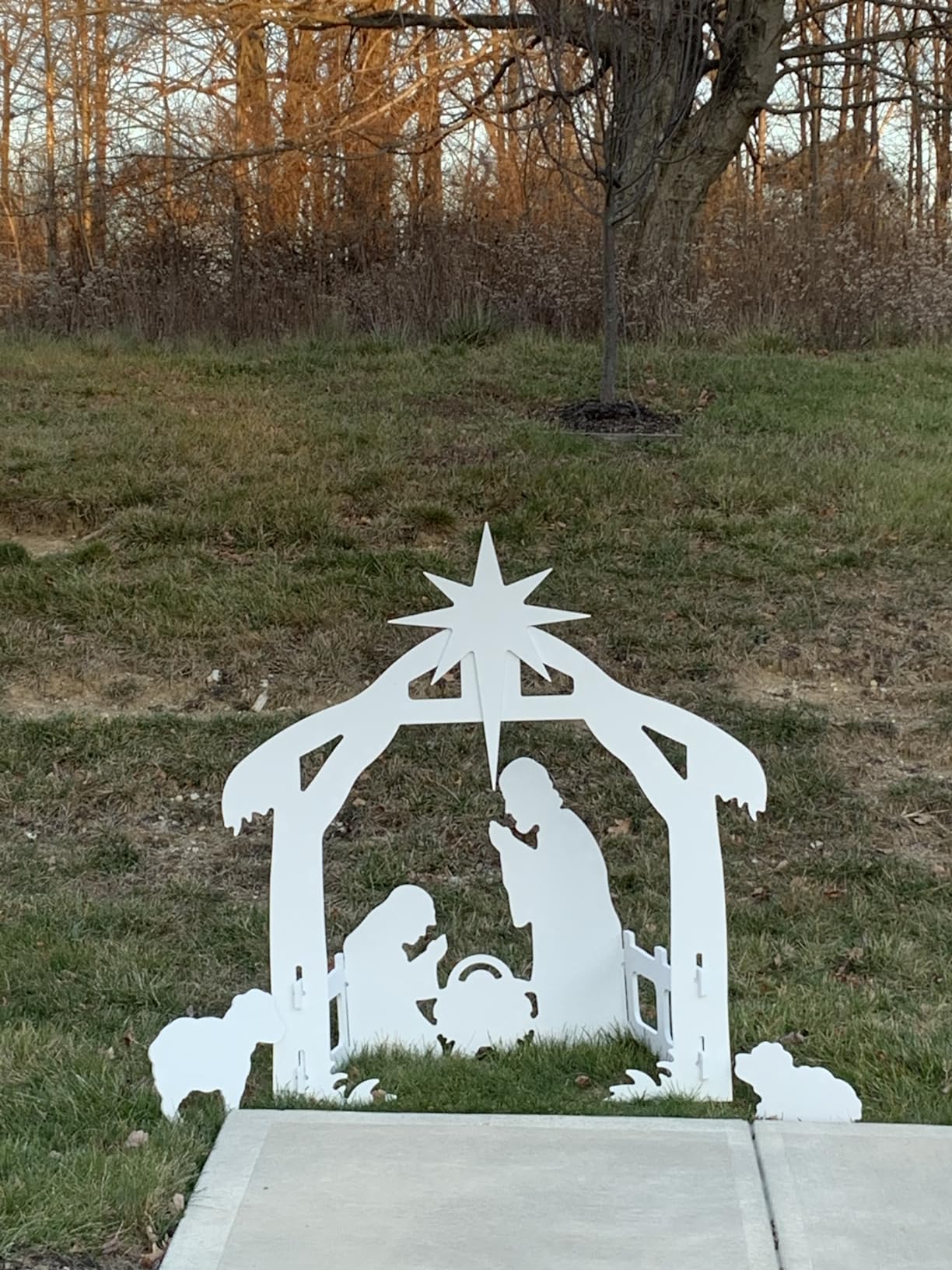 Outdoor Nativity Set. Weatherproof Outdoor Nativity Scene Christmas Decor for Yards & Lawns. Made in USA, Durable Materials, Simple Assembly, Compact Storage. White. Solid Plastic customer photo 2