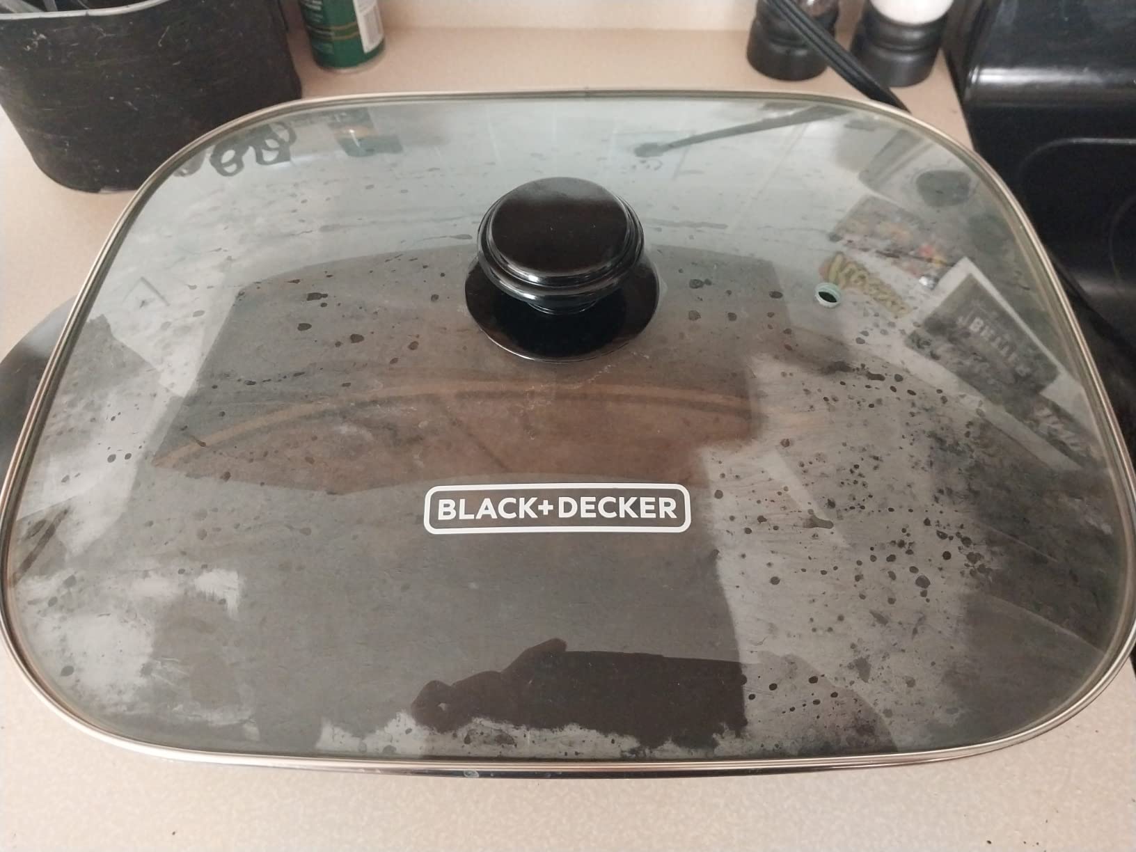 BLACK+DECKER 12x15-Inch Electric Skillet with Glass Lid customer photo 1