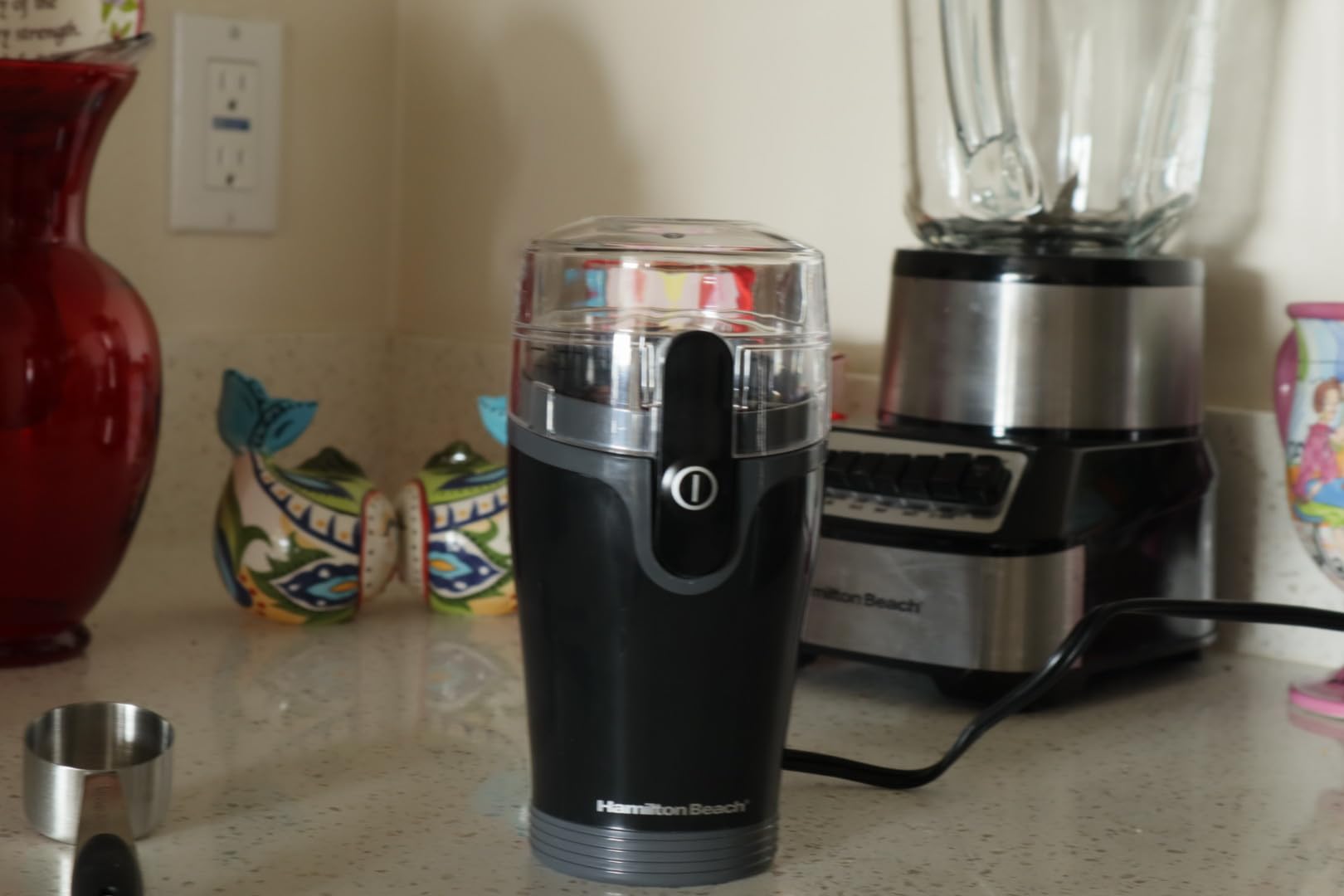Hamilton Beach Fresh Grind Electric Coffee Grinder for Up to 12 Cups, Grinds Coffee Beans, Spices & More, Stainless Steel Blades, Easy-Clean Removable Chamber, Black, 80335RG customer photo 2