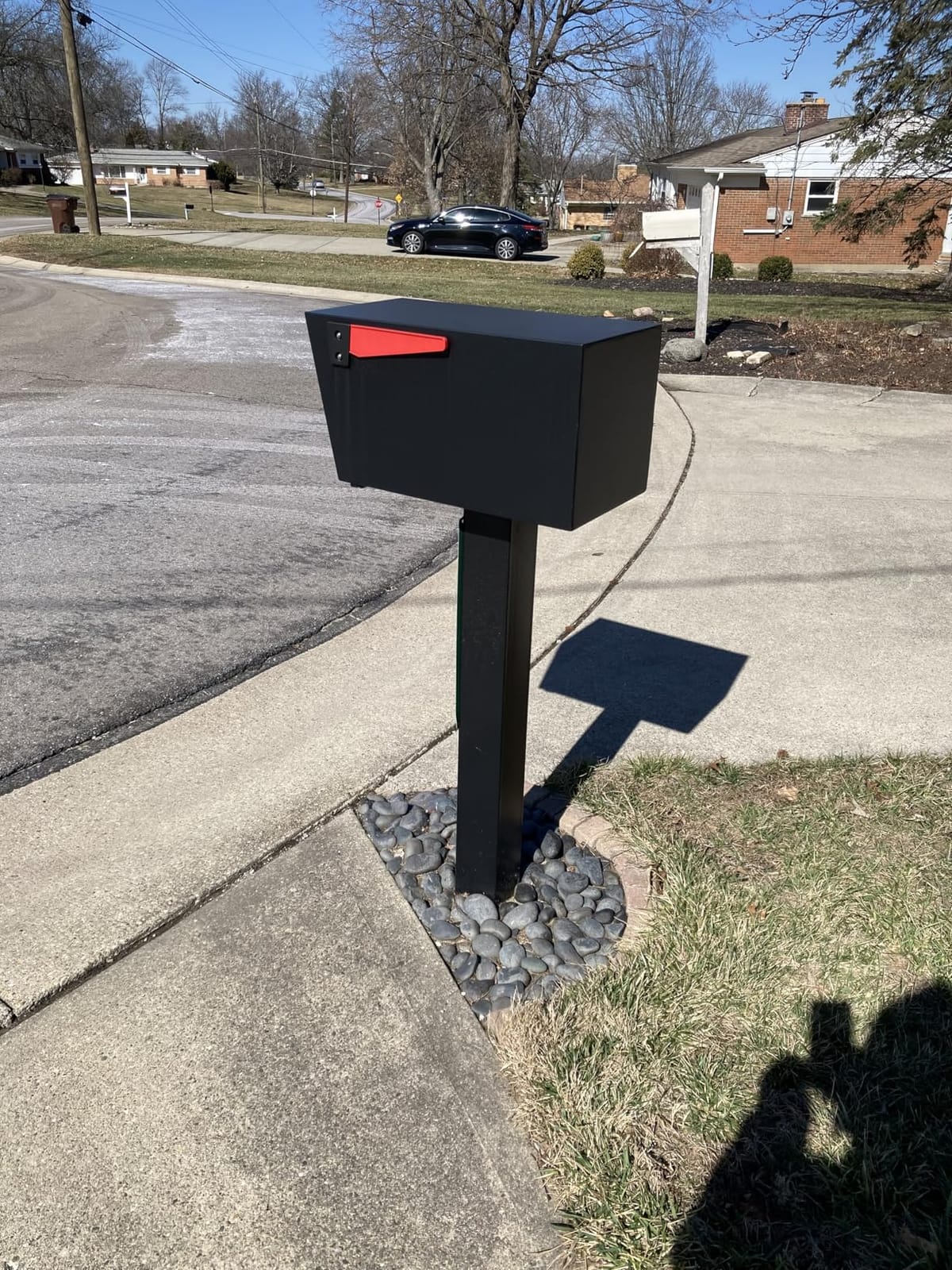 Mail Boss Mail Manager Modern Locking Post Mount Mailbox, USPS Approved | Mail Boss 7506 Mail Manager Curbside Locking Security Mailbox, Black, Large customer photo 2