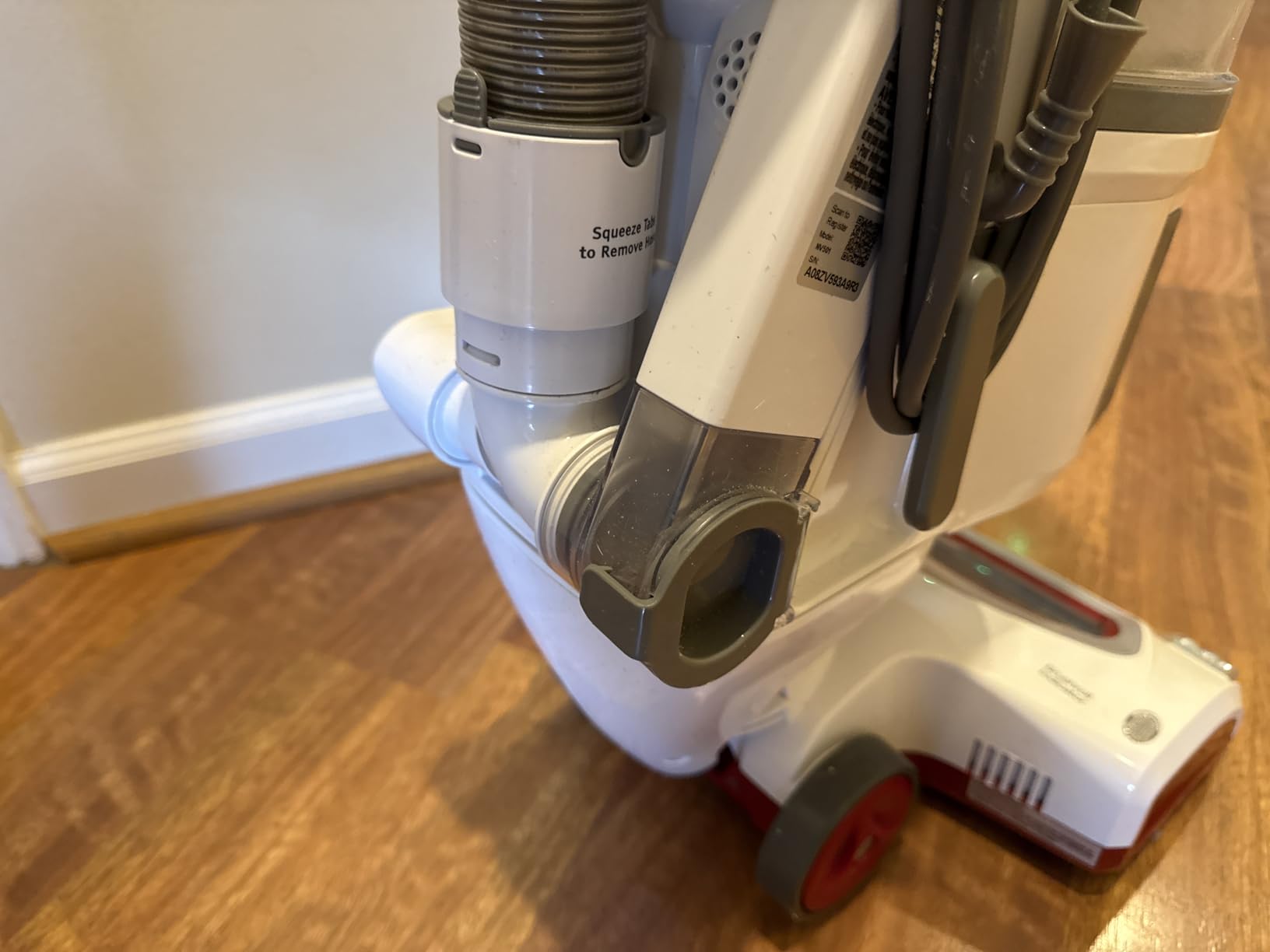 Shark Rotator Lift-Away Upright Vacuum with HEPA Filter, White/Red, NV501 | Lift-Away Pod, 0.9-Qt Dust Cup, Swivel Steering, LED Headlights, Wide Upholstery Tool, Dusting Brush and Crevice Tool customer photo 2
