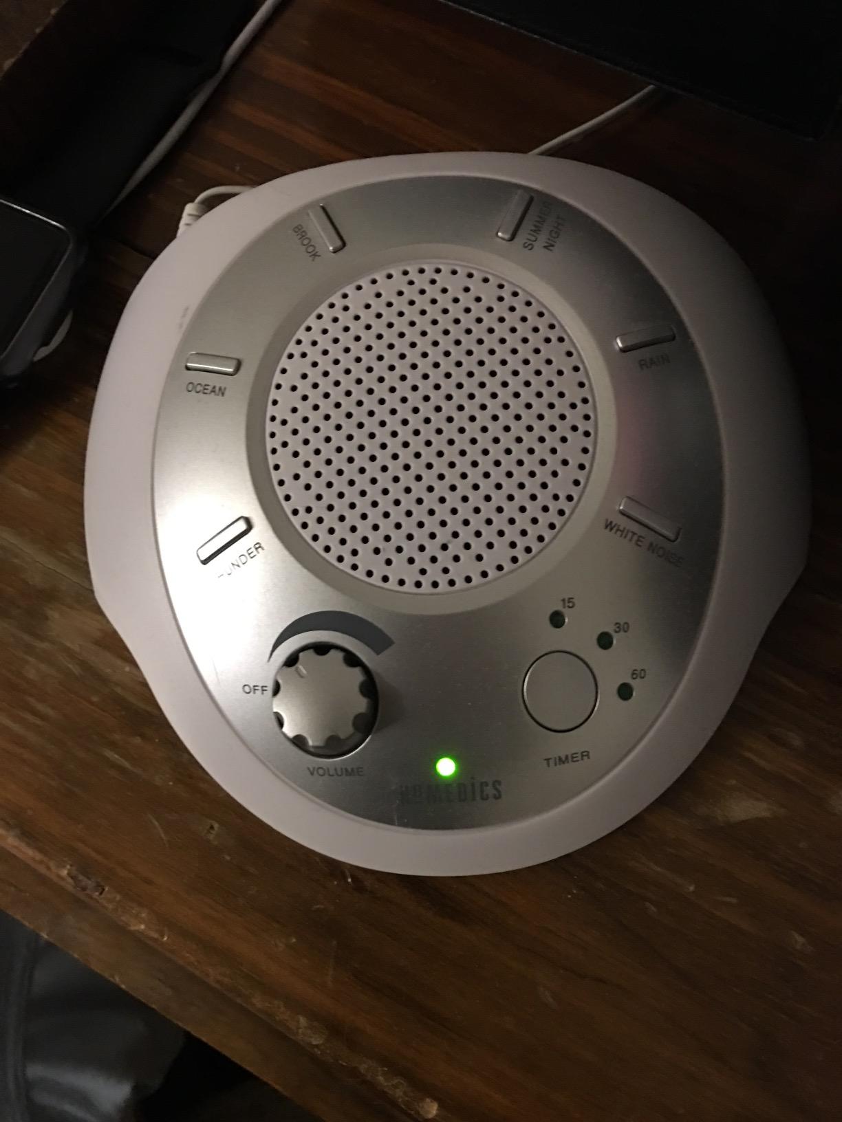 Homedics SoundSleep White Noise Sound Machine, Silver | Small Travel Size with 6 Relaxing Nature Sounds, Portable Therapy for Home, Office, Nursery, Auto-Off Timer customer photo 2