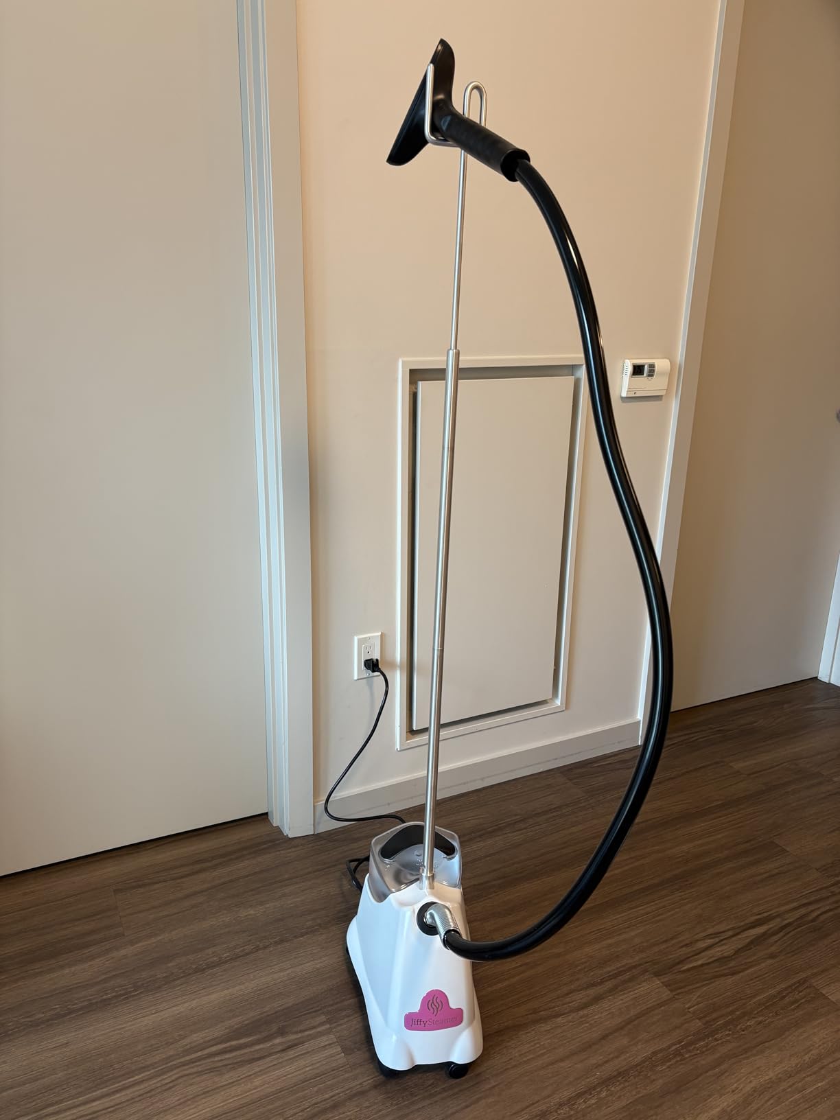 J-2000 Jiffy Garment Steamer with Plastic Steam Head (Pink Series), 120 Volt customer photo 2