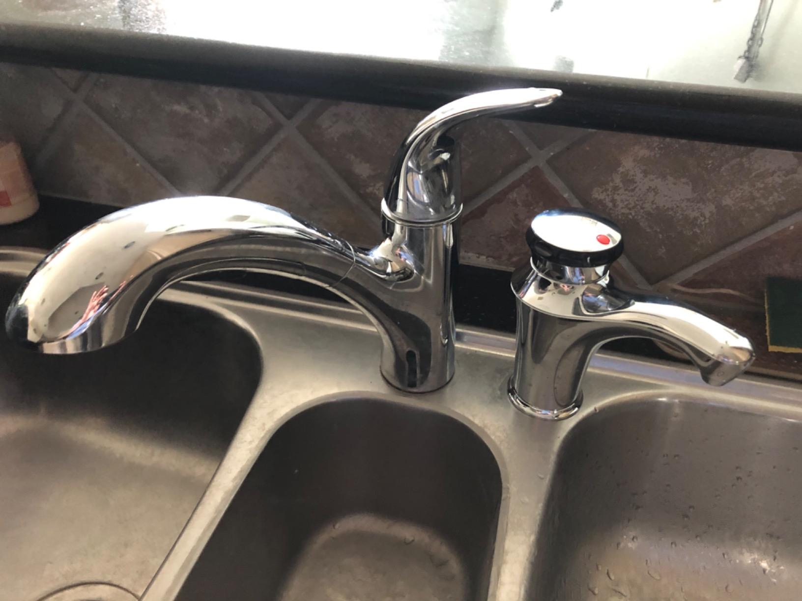 InSinkErator Invite Contour Instant Hot Water Dispenser System - Faucet & Tank, Chrome, H-Contour-SS | Twist-Top Handle Faucet in Chrome Finish, 2/3-Gallon Stainless Steel Tank, 3-Year Limited Service Warranty customer photo 2