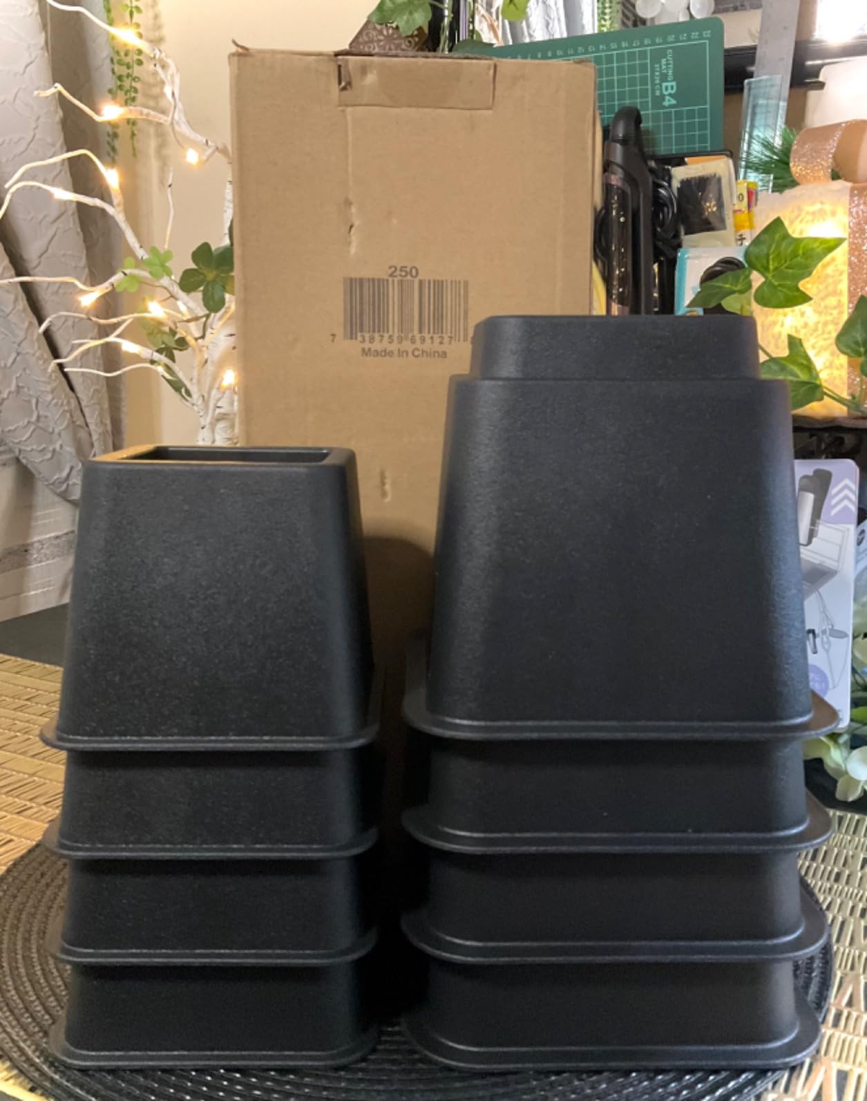 Home It Adjustable Bed Risers - Elevation in 3, 5 or 8 Inch - Heavy Duty Stackable Furniture Risers Supports 1,300 lbs - for Under-Bed Storage, College Dorms, Table and Couch, 4 Pack Bed Lifts Black customer photo 1