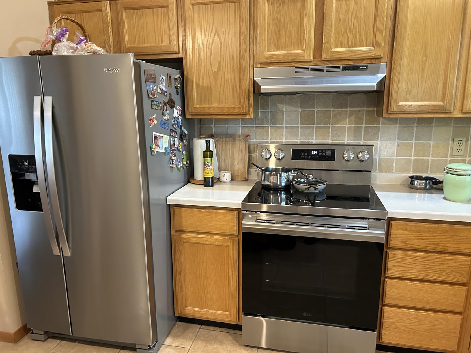 Broan-NuTone 4130SF Fingerprint Resistant Ductless Under-Cabinet Range Hood, 30-Inch, Stainless Finish with Print Guard | Fingerprint & Scratch-Resistant, 2-Speed Fan, LED Light, Charcoal Filter Removes Smoke & Odors, ADA Compliant, Made in USA customer photo 1