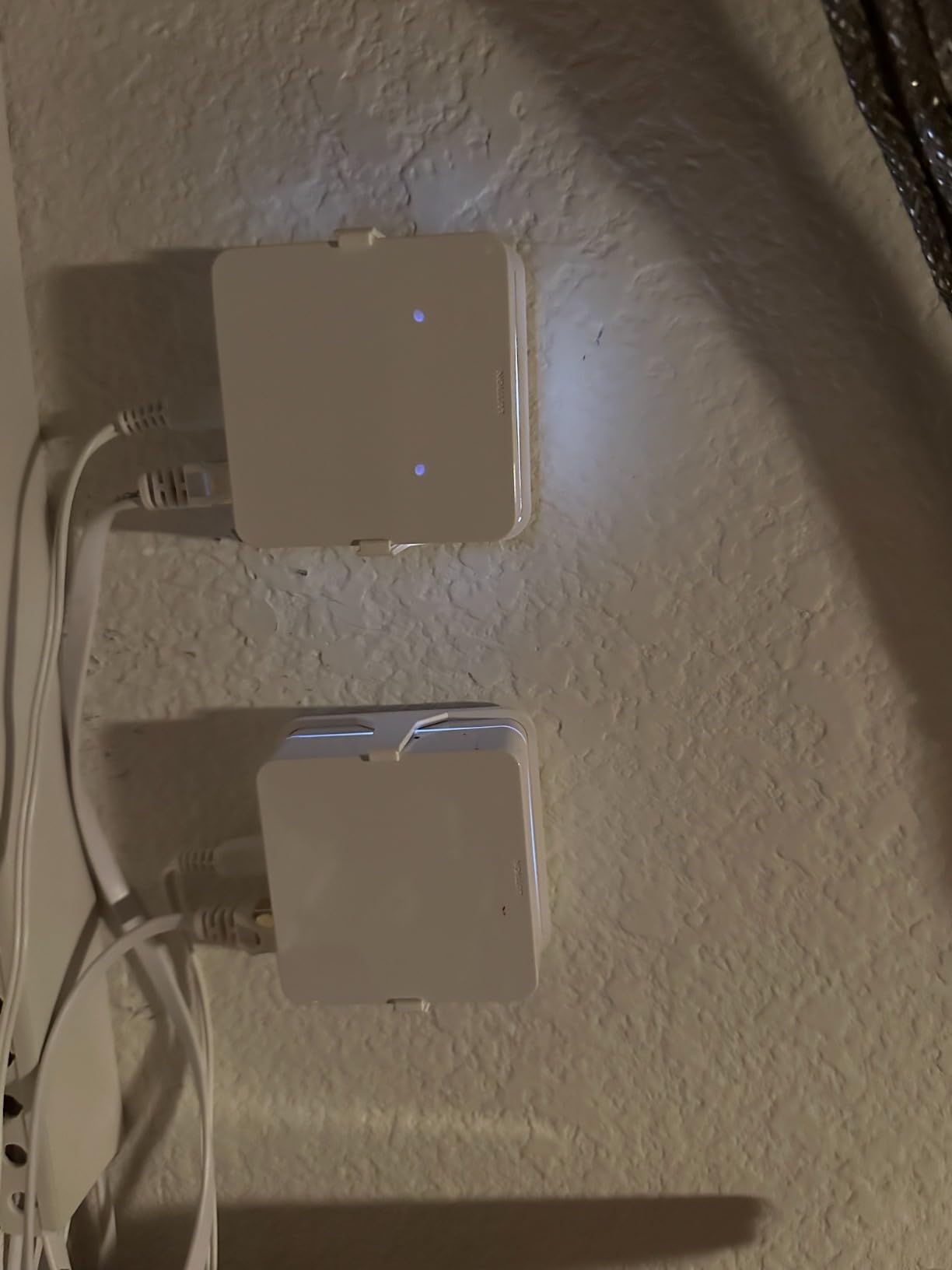Lutron Caseta Smart Hub Compatible with Alexa, Apple, Google Home, & More | Smart Hub has ultra reliable connection, doesn't rely on WiFi; connect to Alexa, Apple Home, Google Home, L-BDG2-WH, White customer photo 1