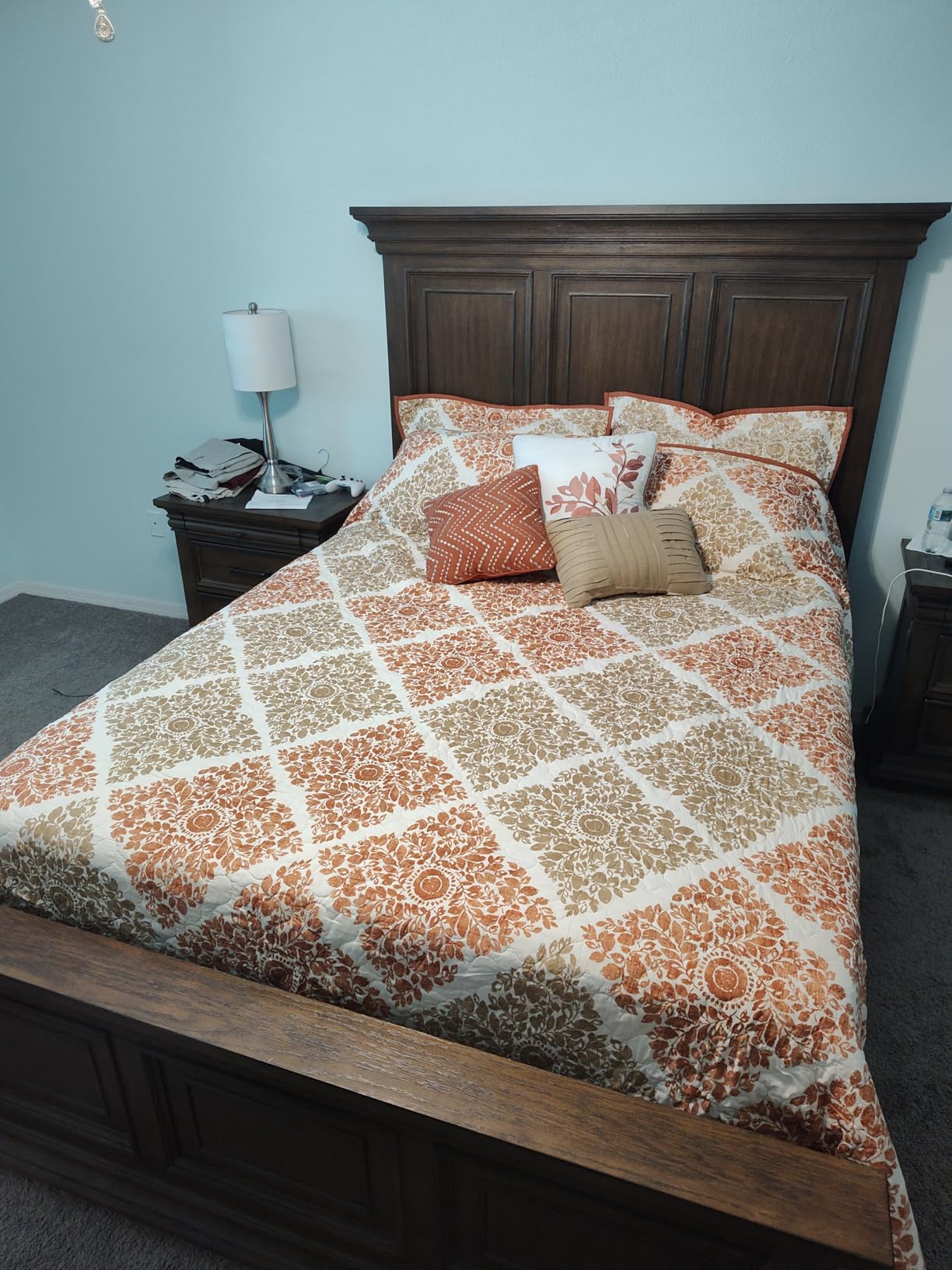 Madison Park Claire Quilt Modern Design - All Season, Breathable Coverlet Lightweight Bedding Set, Matching Shams, Decorative Pillow, King/Cal King (104 in x 94 in), Diamond Aqua 6 Piece customer photo 1