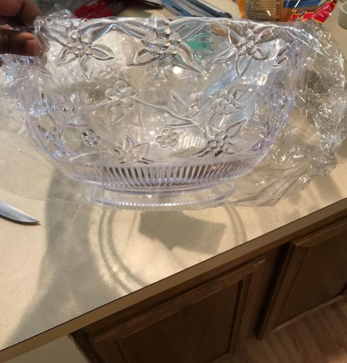 Party Essentials Hard Plastic 12-Quart Embossed Punch Bowl, Clear customer photo 2