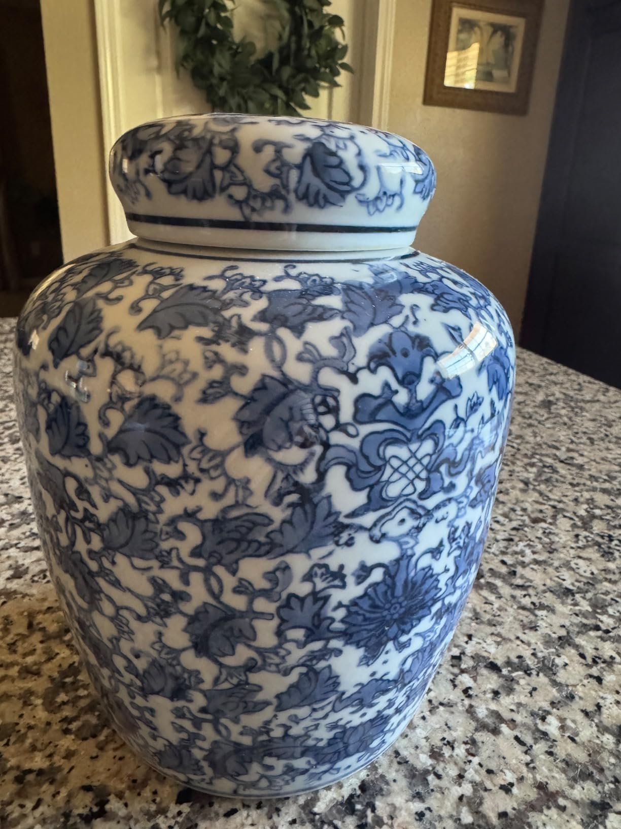 Creative Co-Op Blue & White Ceramic Ginger Jar with Lid customer photo 1