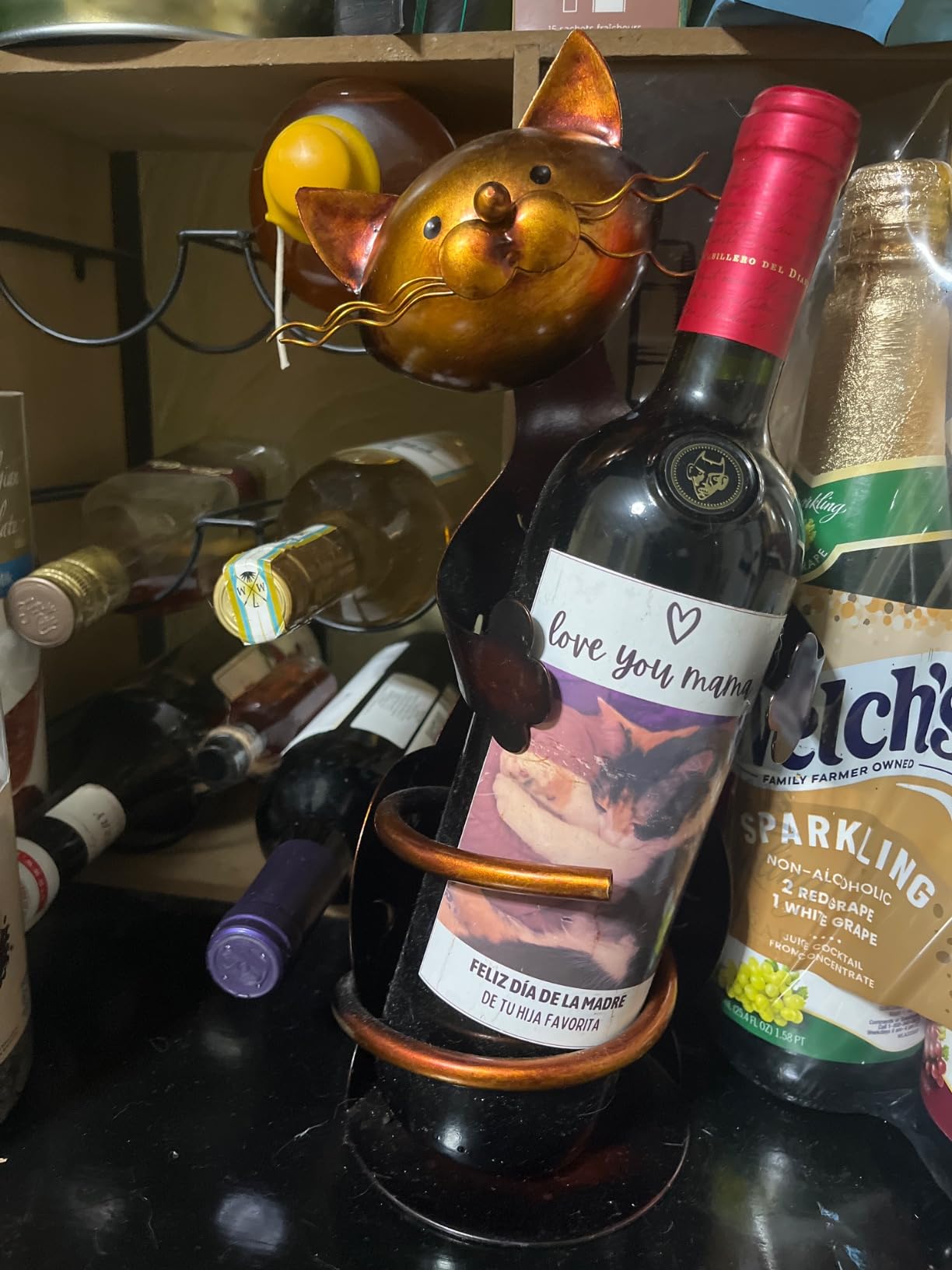 Tooarts Cat Shaped Wine Holder Wine Rack shelf Metal Sculpture Practical Home decoration Crafts customer photo 1