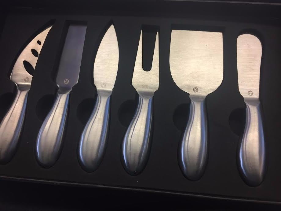 Lunar 6-Piece Premium Stainless Steel Cheese Knife Set | Stainless Steel Handle. Versatile Cheese Knives Set, Charcuterie Board Accessories. 15 Festive Recipes. Gift-Ready customer photo 2