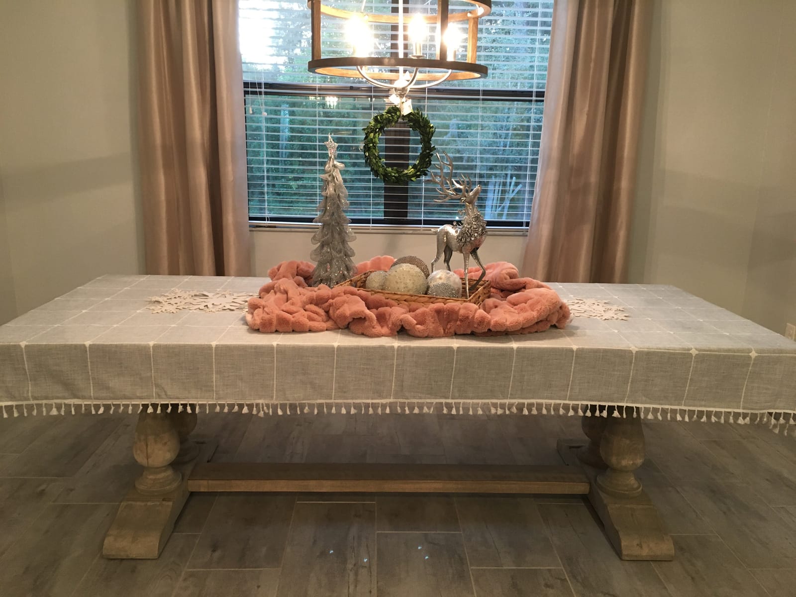 Yourtablecloth Deluxe Cushioned Heavy Duty Table Pad with Flannel Backing 52