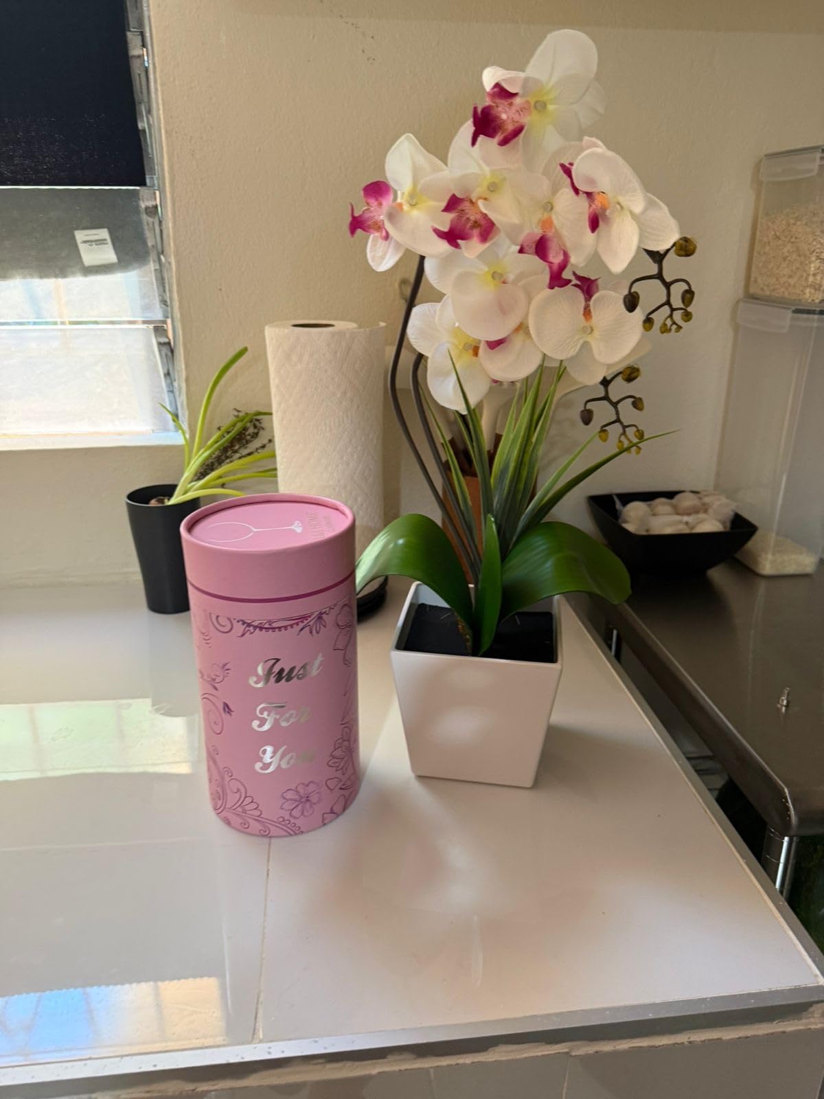 HOMESEASONS Orchid Lamp-LED Lighted Orchid Arrangements, Pre Lit Artificial Orchid, Light Up Flower Lights, Faux Orchid Phalaenopsis Arrangement (White) customer photo 1
