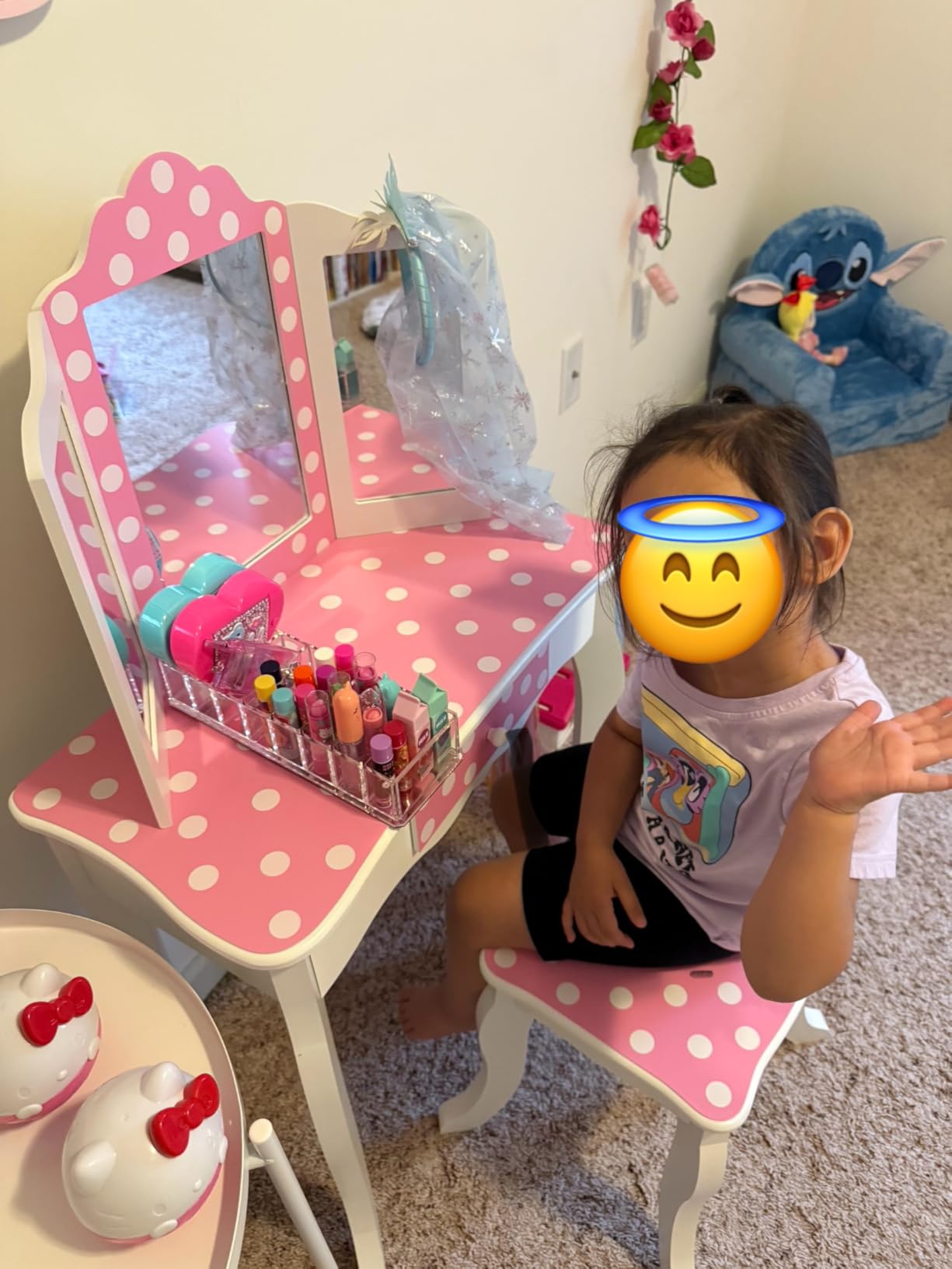 Teamson Kids Princess Gisele Polka Dot Print 2-Piece Kids Wooden Play Vanity Set with Vanity Table, Tri-Fold Mirror, Storage Drawer, and Matching Stool, White with White/Pink Polka Dot Accent customer photo 1