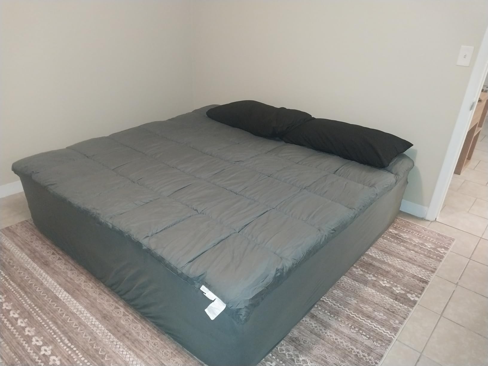 Lucid 4 Inch Memory Foam Mattress Topper, Twin XL Size - Cooling Gel Bed Topper - Pressure-Relieving Ultra Plush Feel - Ventilated Breathable Design - CertiPur Certified - Dorm Room Essentials customer photo 2