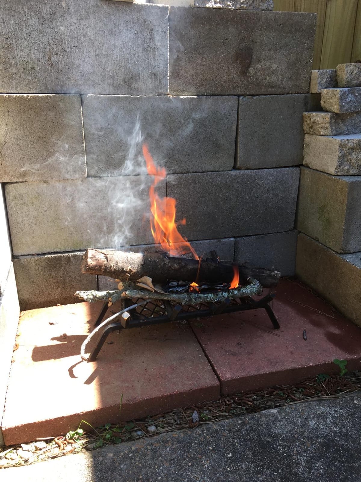 Rocky Mountain Goods 18-inch Fireplace Grate with Ember Retainer - 1/2” Heavy Duty Cast Iron - Heat Treated for Hottest Fires - Retainer for Cleaner More Efficient Fire - Heavy Duty Welds customer photo 2