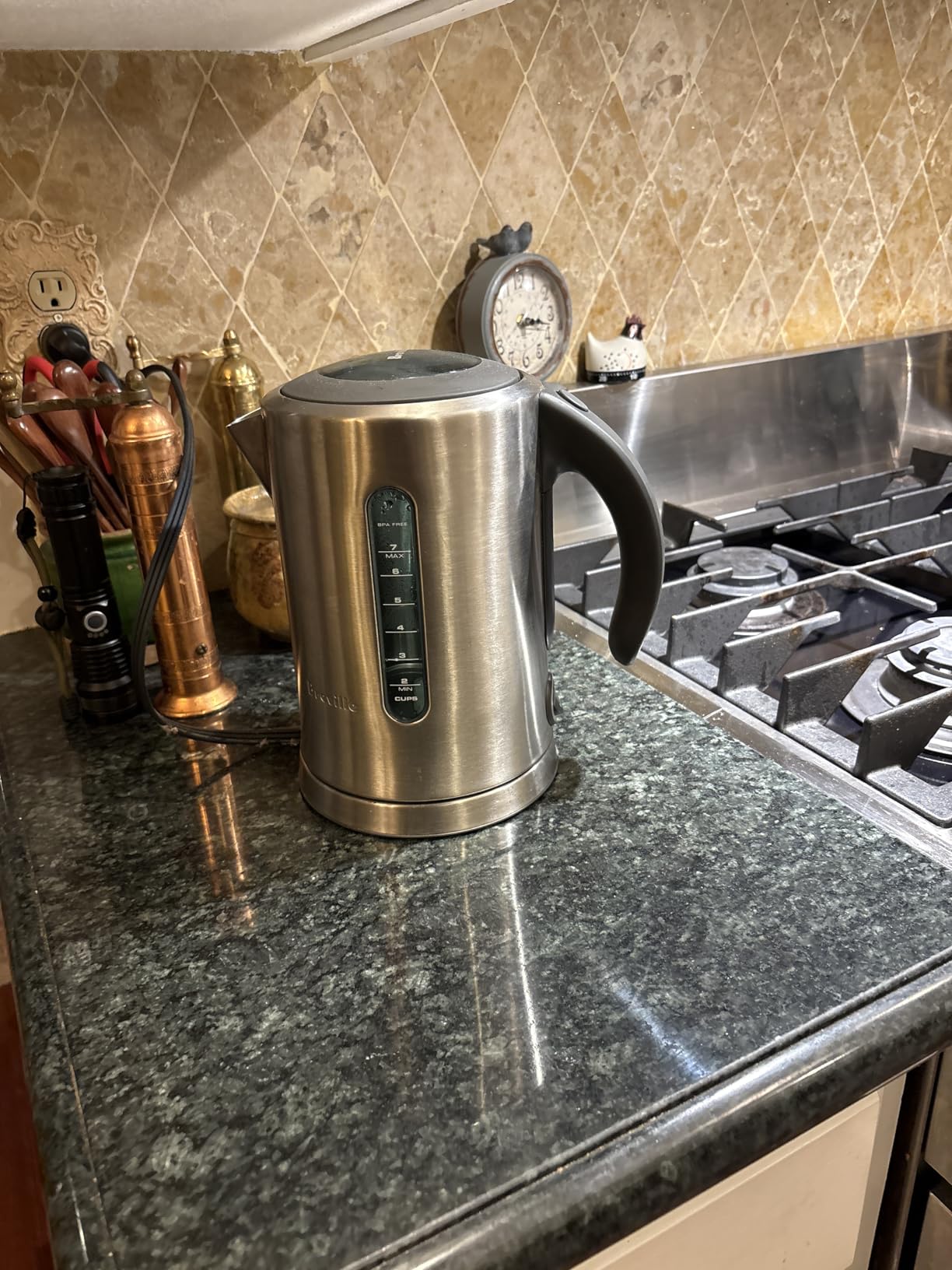 Breville BKE700BSS Soft Top Pure Hot Water Kettle, Brushed Stainless Steel, 7 Cup Capacity customer photo 2