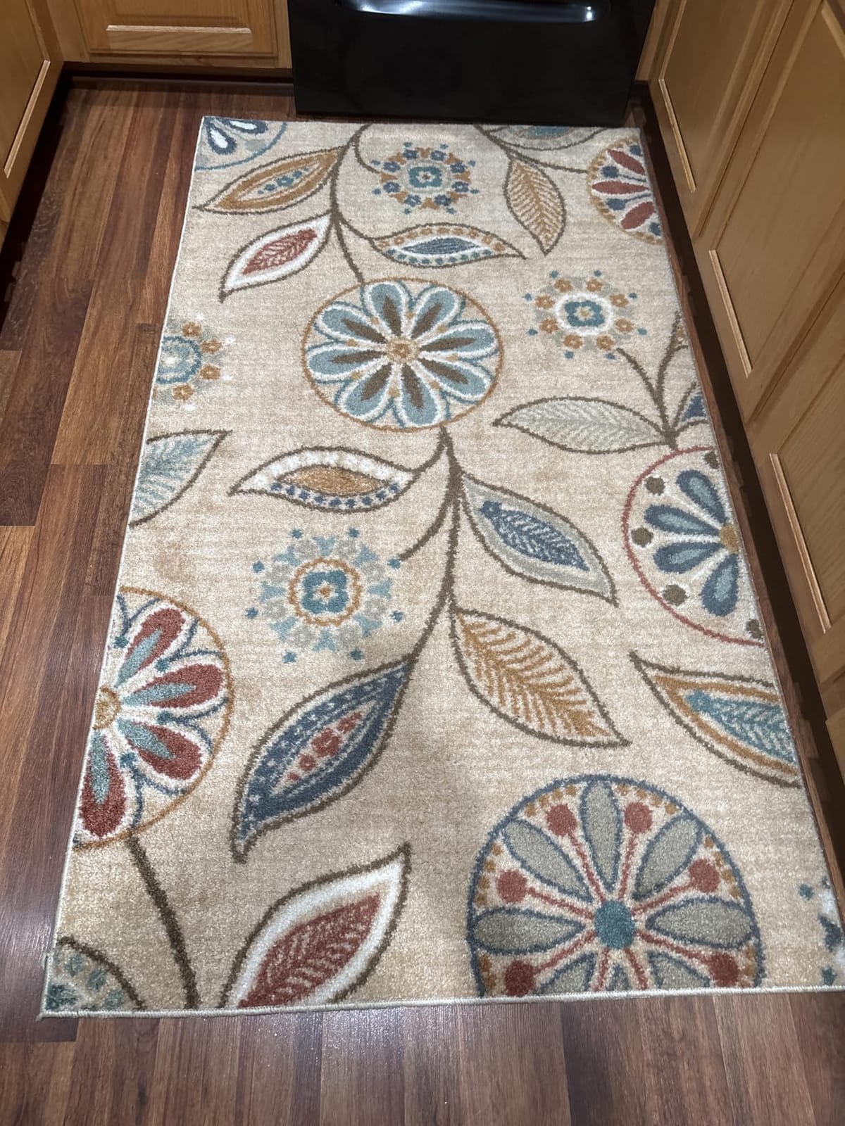 Maples Rugs Reggie Floral Kitchen Rug - Made in USA - Washable, Non Slip Indoor Carpet for Entryway, Foyer, Kitchen, and Bathroom, 2'6 x 3'10, Dark Grey customer photo 2