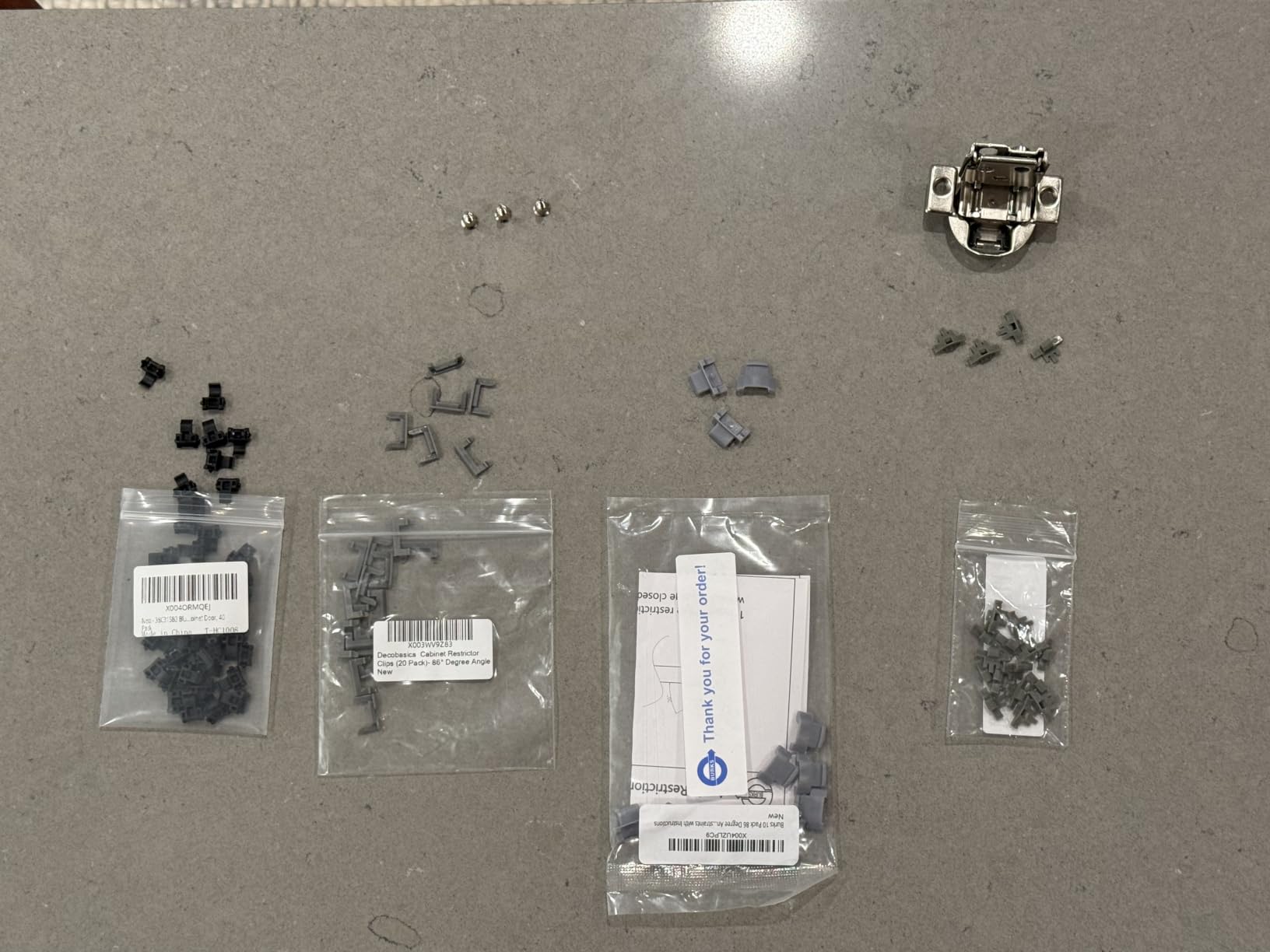 Decobasics 50 Pack Soft Close Cabinet Hinges - 1/2
