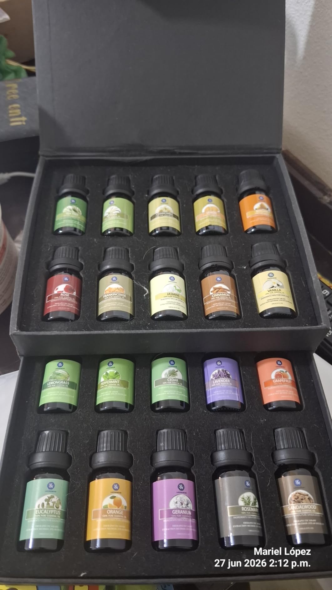 Lagunamoon Essential Oils Set, Top 20 Gift Set Oils for Diffusers, Humidifiers, Aromatherapy, Candle Making Scents, Cars & Home Products, Peppermint, Tea Tree, Lavender, Eucalyptus, Lemongrass (10mL) customer photo 2