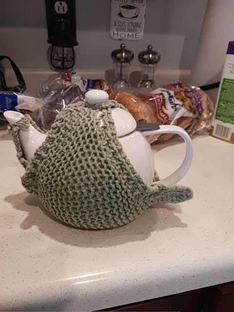Sweese Teapots for Tea, 27 oz Porcelain Tea pot with Removable Stainless Steel Infuser, Tea Pots for Loose Tea - White customer photo 1