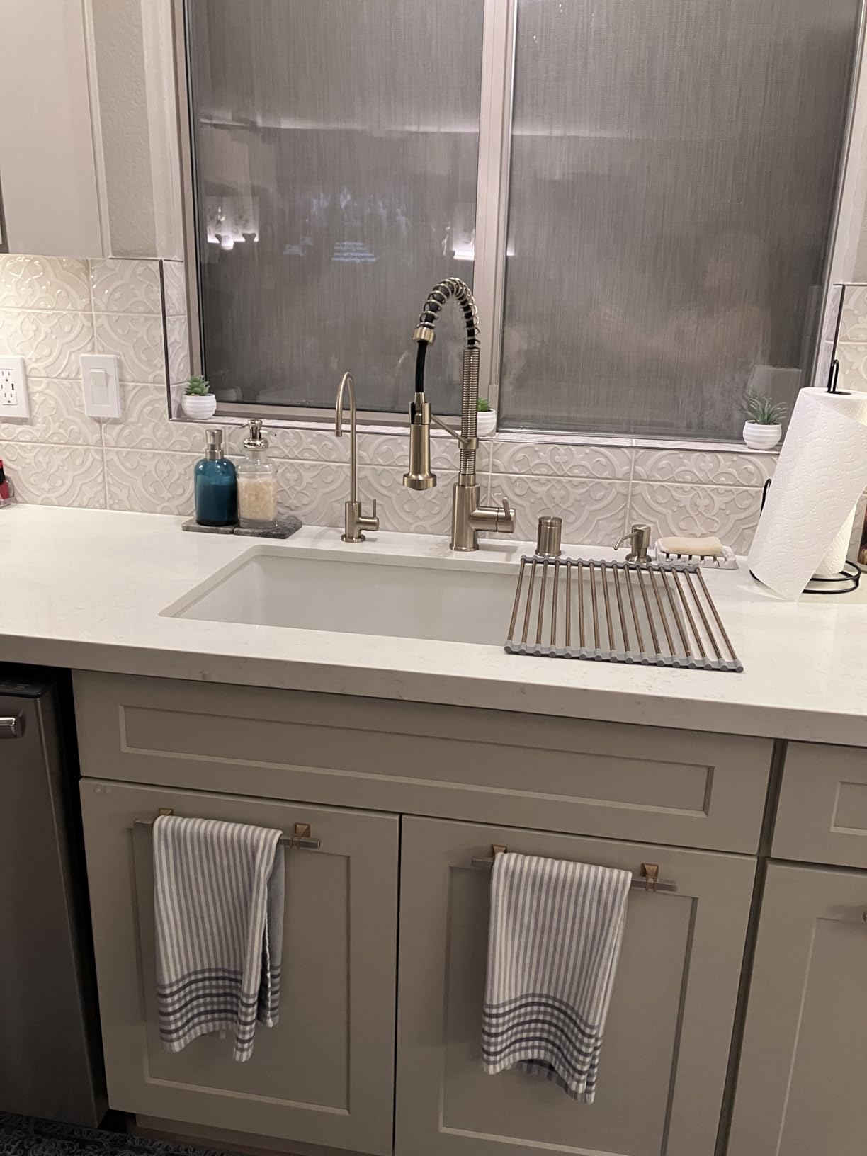 KRAUS Stainless Steel 18.75 in Pull Down Kitchen Faucet KPF-1610SS | Stainless steel finish, high-arc open-coil spring spout, heavy-duty metal body, ceramic cartridge, 180-degree swivel customer photo 1