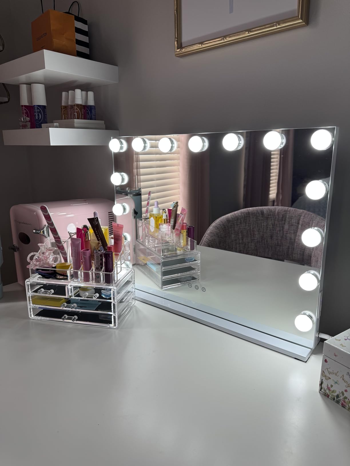 Masirs Clear Makeup Organizer with 4 Drawers 16 Compartments, Countertop | 16-Compartment Clear Acrylic Makeup Organizer, 4 Drawers, Cosmetic Jewelry Perfume Skincare Storage, Vanity Countertop customer photo 1