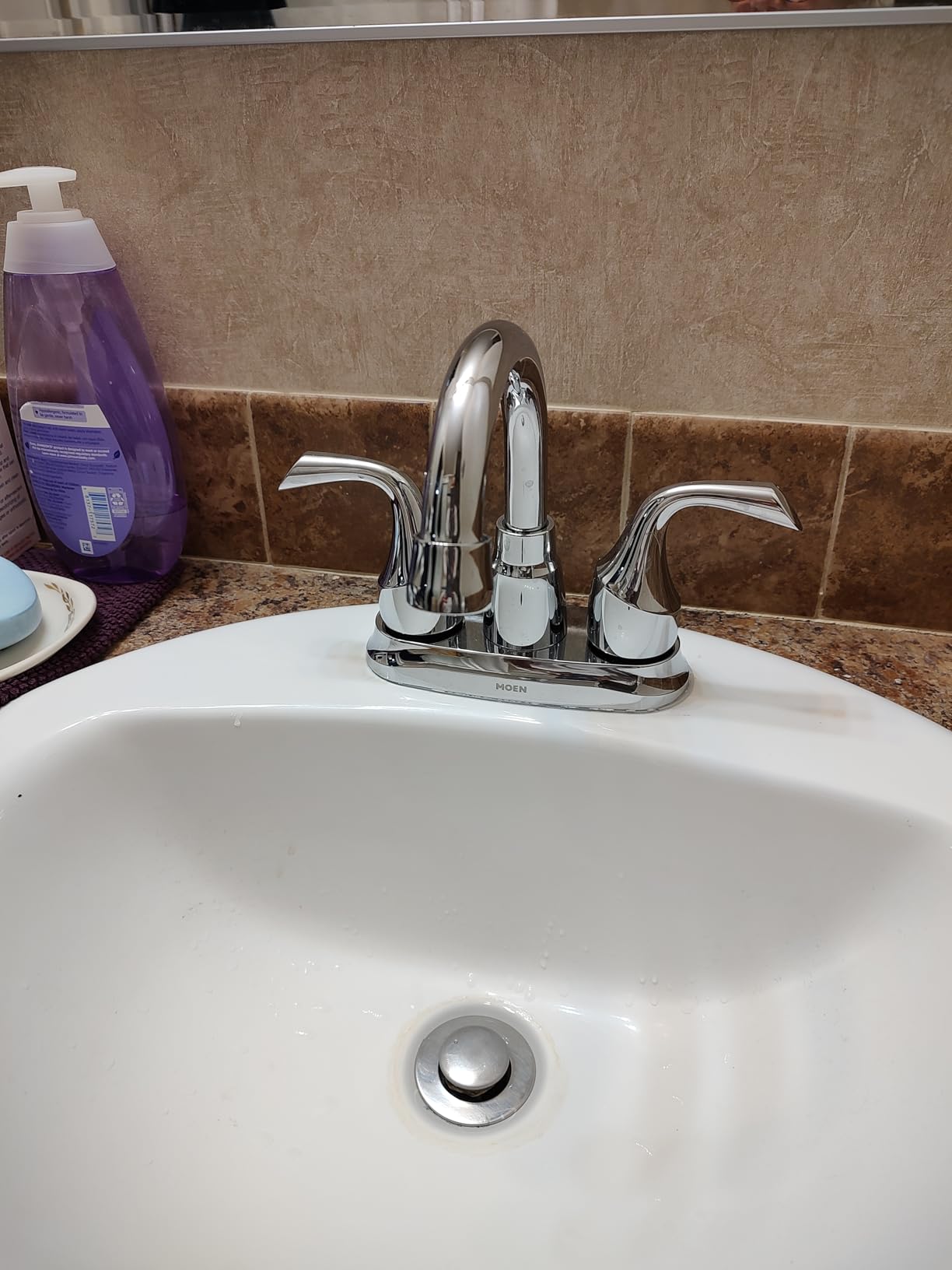 Moen Idora Chrome Two-Handle Centerset Bathroom Sink Faucet with Drain Assembly, 84115 customer photo 2