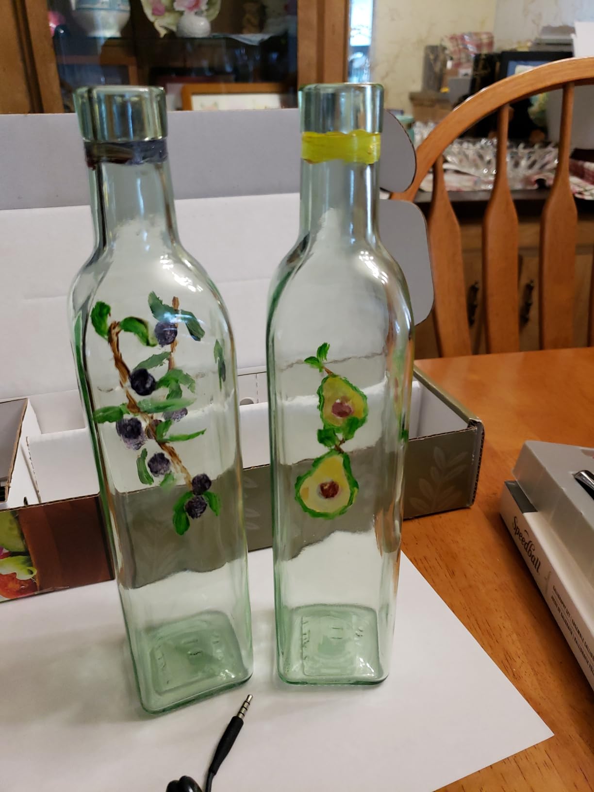 Olive Oil Dispenser Bottle - 16 oz, Made in Italy Glass Olive Oil and Vinegar Cruet with Stainless Steel Spout for Kitchen customer photo 1