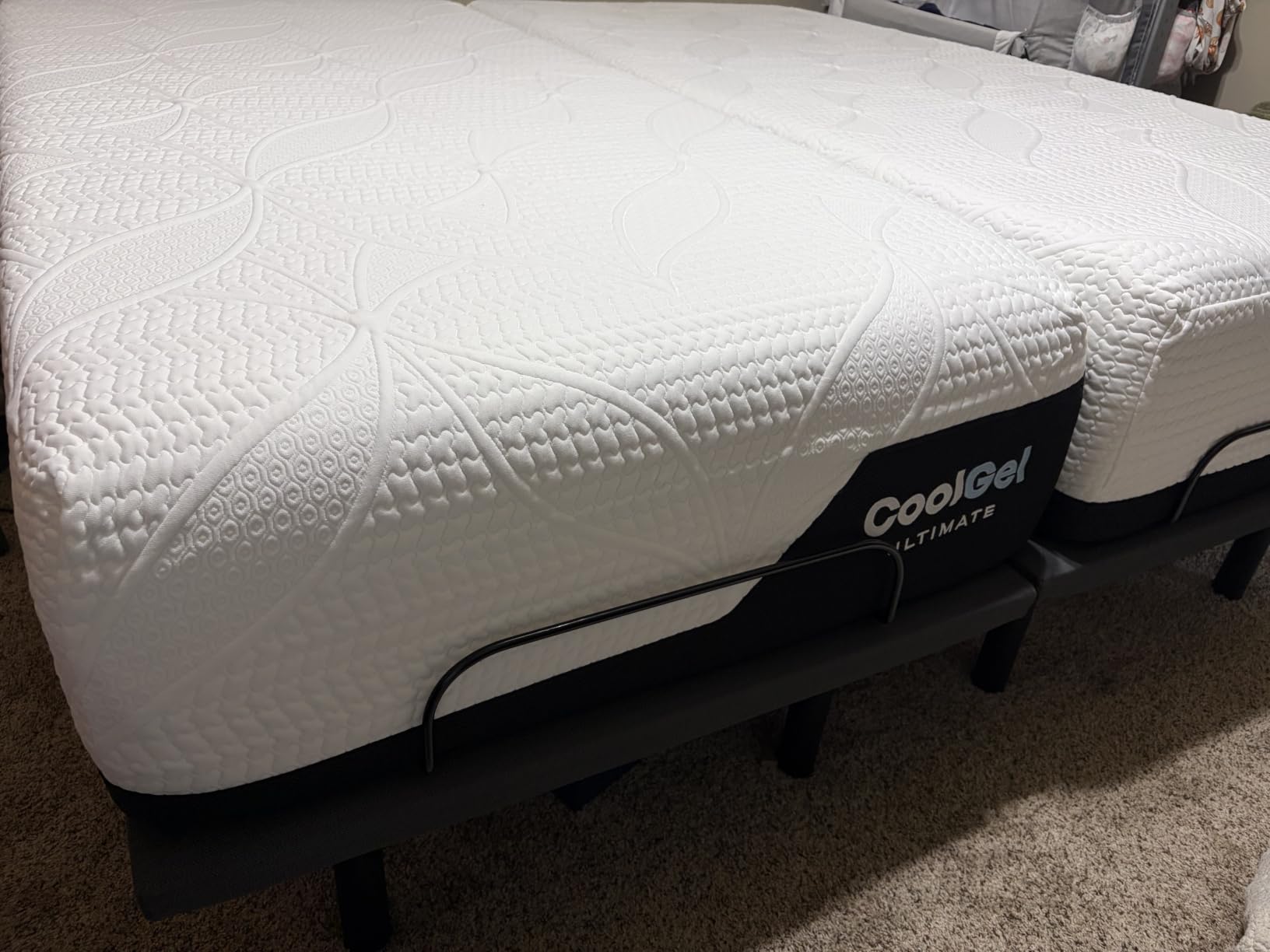 Classic Brands Cool Gel Chill Memory Foam 14-Inch Mattress with 2 BONUS Pillows | CertiPUR-US Certified | Bed-in-a-Box, Queen customer photo 1
