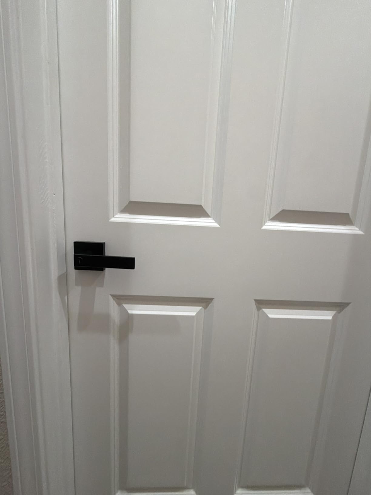 KNOBWELL 6 Pack Door Handles Black, Privacy Door Lever Bed and Bath Leverset Lockset, Left or Right Handing, Matte Black Finish customer photo 1