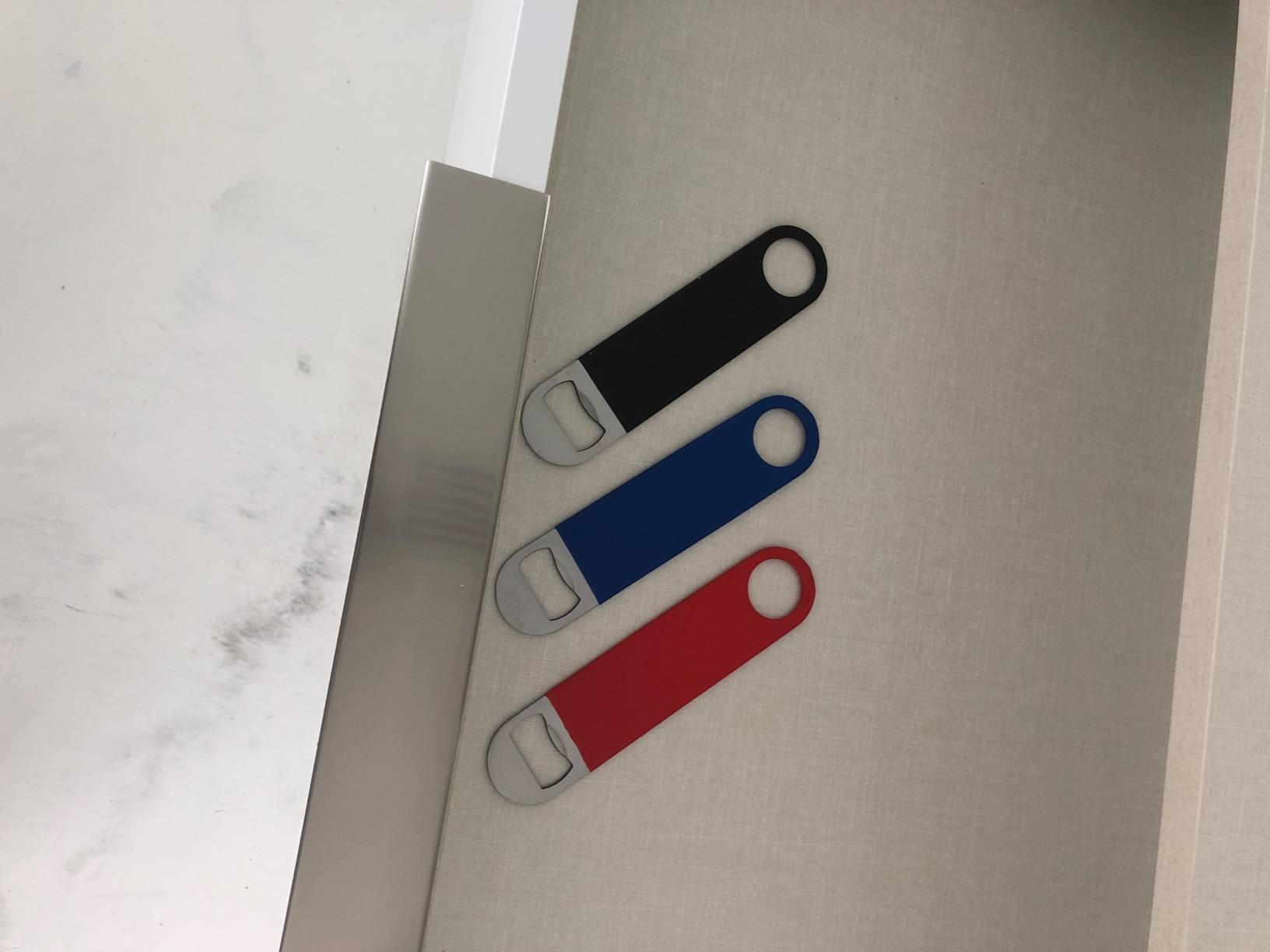 KTOJOY 3 Pack Bottle Openers, Beer Bottle Openers, Speed Openers, Stainless Steel Flat Bottle Opener with Exquisite Packaging, for Kitchen, Bar or Restaurant 7 inches Red, Black, Blue customer photo 2