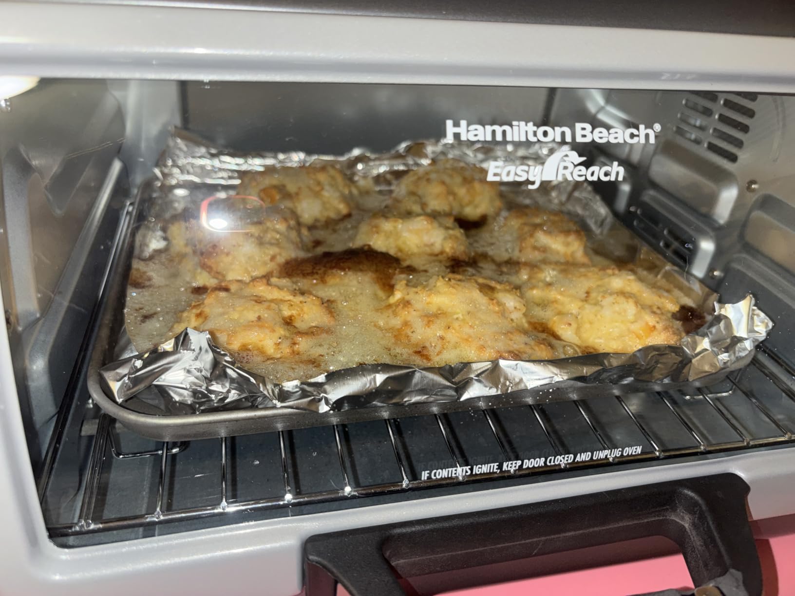Hamilton Beach Easy Reach 6 Slice Countertop Convection Toaster Oven | Roll-Top Door For Easy Access | Bake, Broil & Toast Functions | 150 to 450F Adjustable Temp | Auto Shutoff | Silver customer photo 2