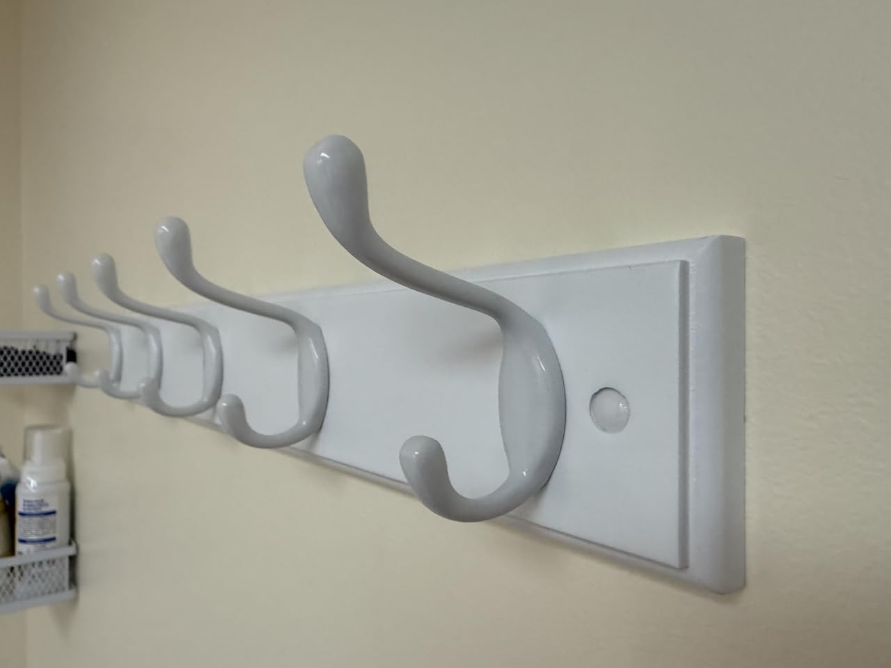 SONGMICS Wall-Mounted Coat Rack, 4 Dual Metal Hooks | Hook Rack for Coats, Bags, Keys, in the Entryway, Bedroom, Closet, Bathroom, White, ISLAND Collection ULHR23WT customer photo 2